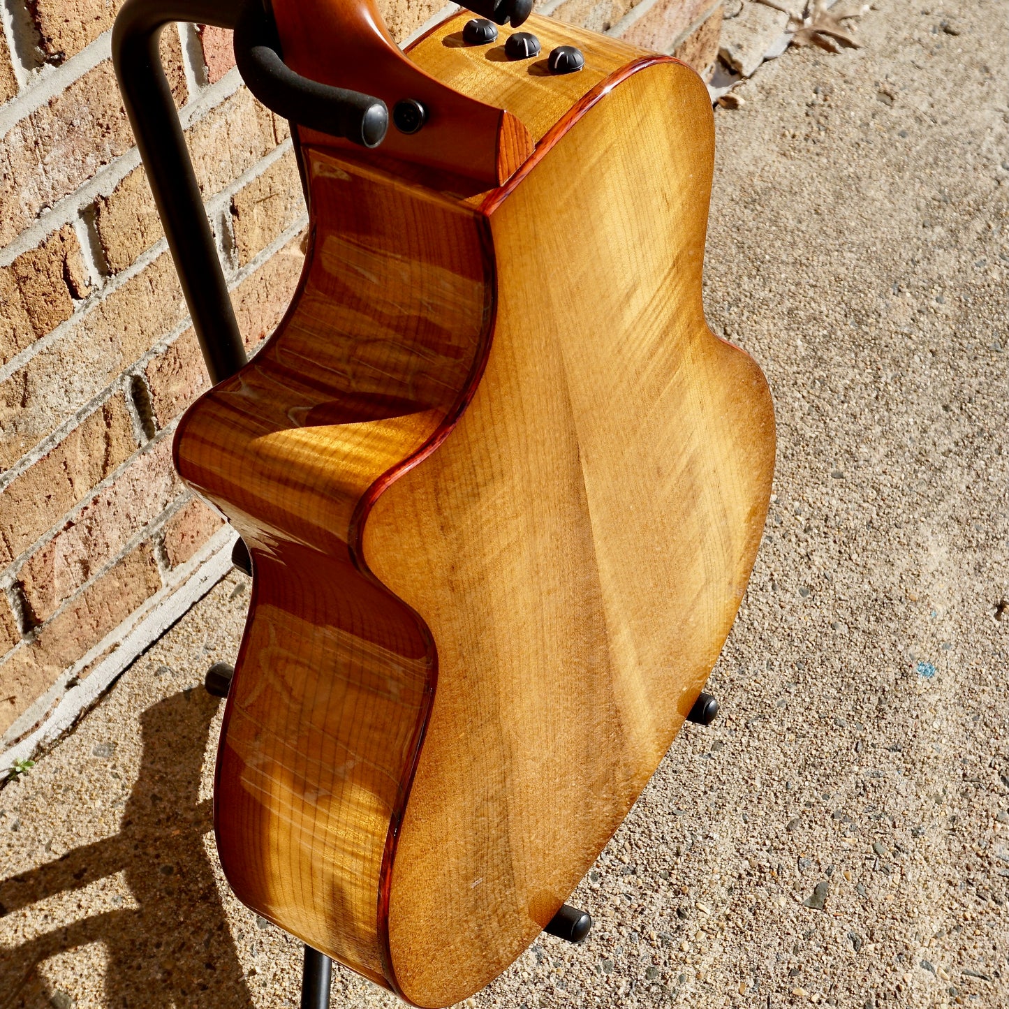 Taylor NAMM SHOW 2024 #1 C14ce B4001 – Grand Auditorium Euro Spruce/Figured Oregon Myrtlewood