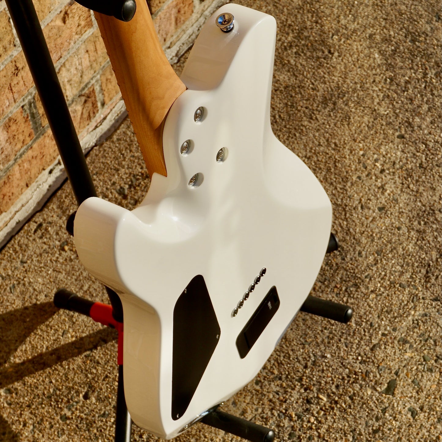 Charvel Pro-Mod So-Cal Style 2 24 HH HT CM Caramelized Maple Fingerboard Snow White