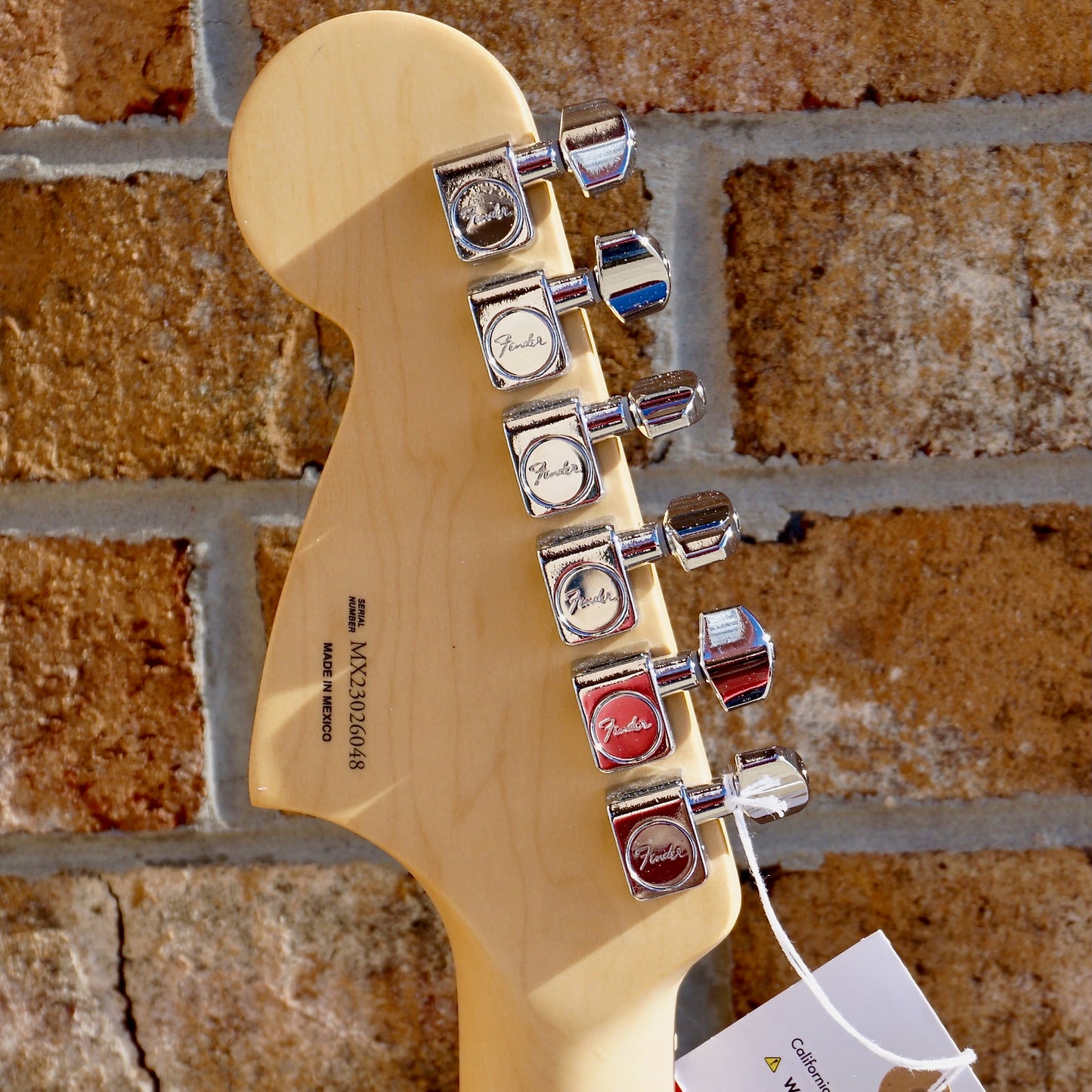 Fender Player Jaguar Pau Ferro Fingerboard Candy Apple Red