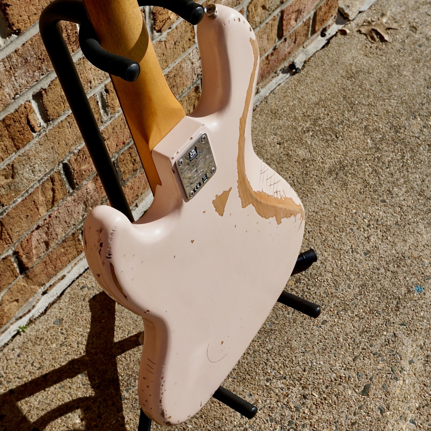 Fender Flea Jazz Bass, Rosewood Fingerboard, Roadworn Shell Pink