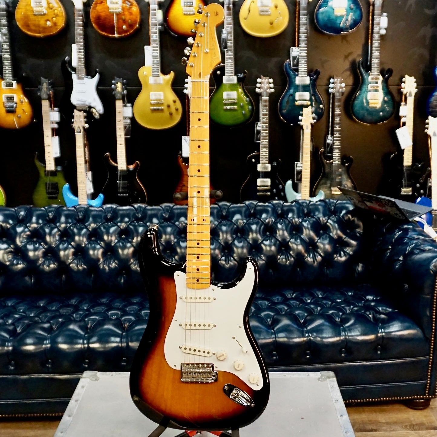 Fender Vintera II '50s Stratocaster Maple Fingerboard 2-Color Sunburst