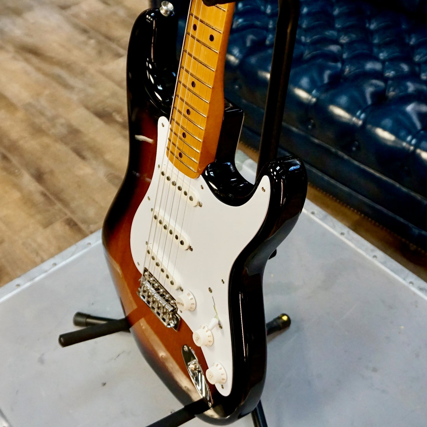 Fender Vintera II '50s Stratocaster Maple Fingerboard 2-Color Sunburst