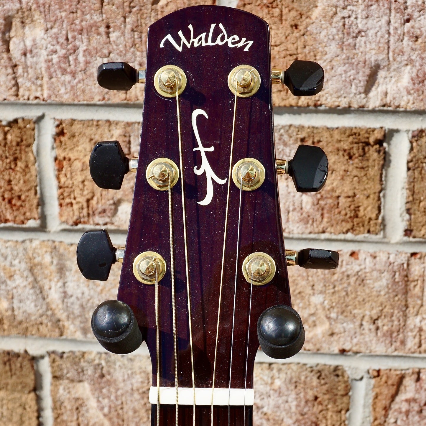 Walden Madera CD4040 Mahogany