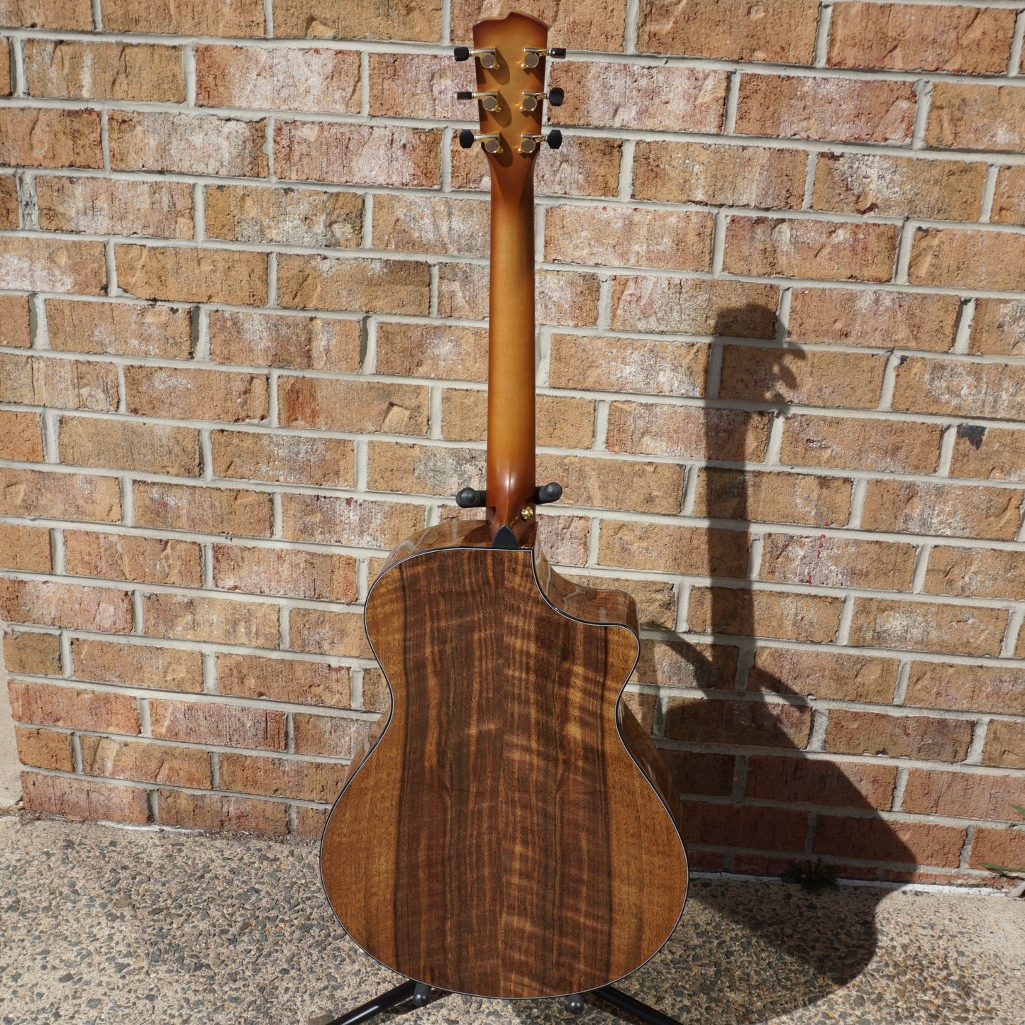 Breedlove Masterclass Concerto Adirondack Spruce/Walnut Left Handed