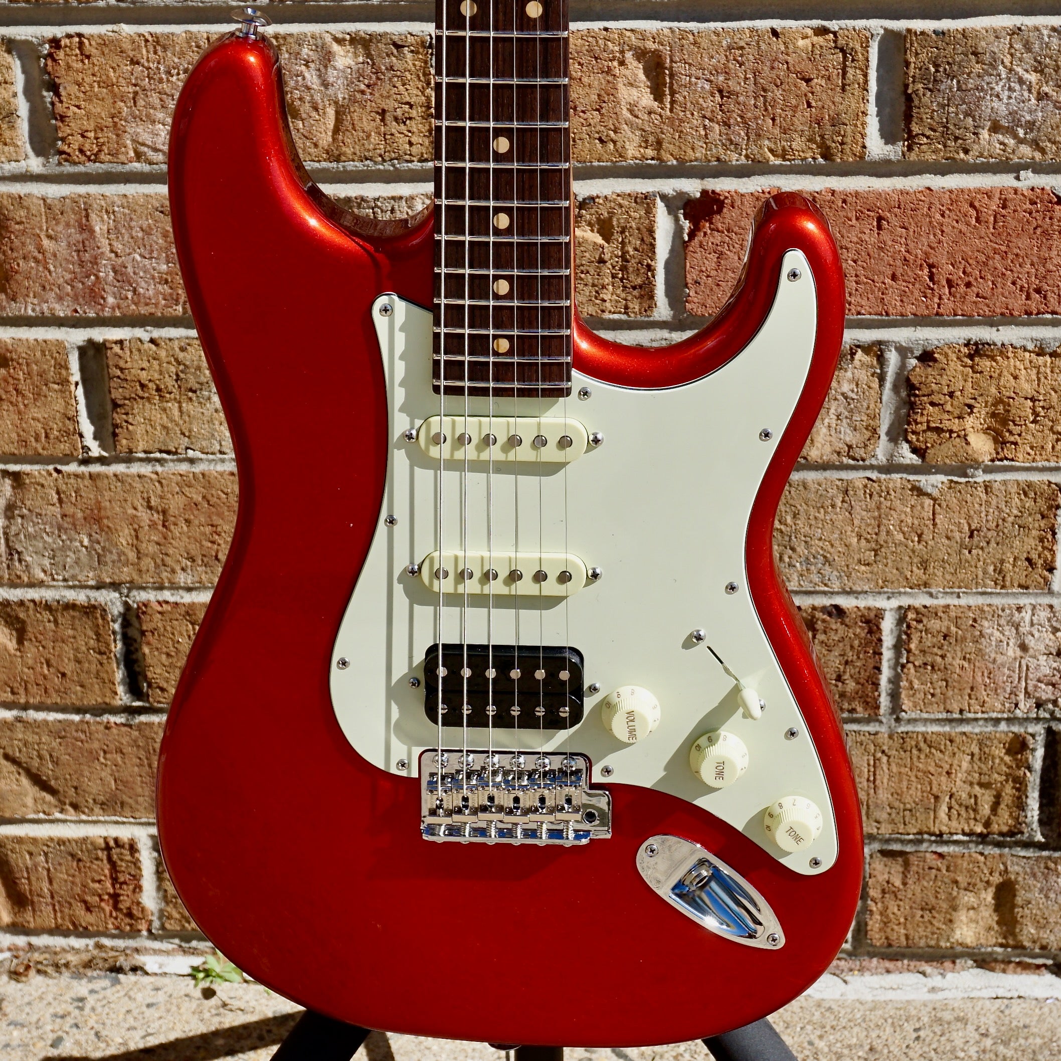 Suhr Classic S Antique Candy Apple Red – Matt's Guitars