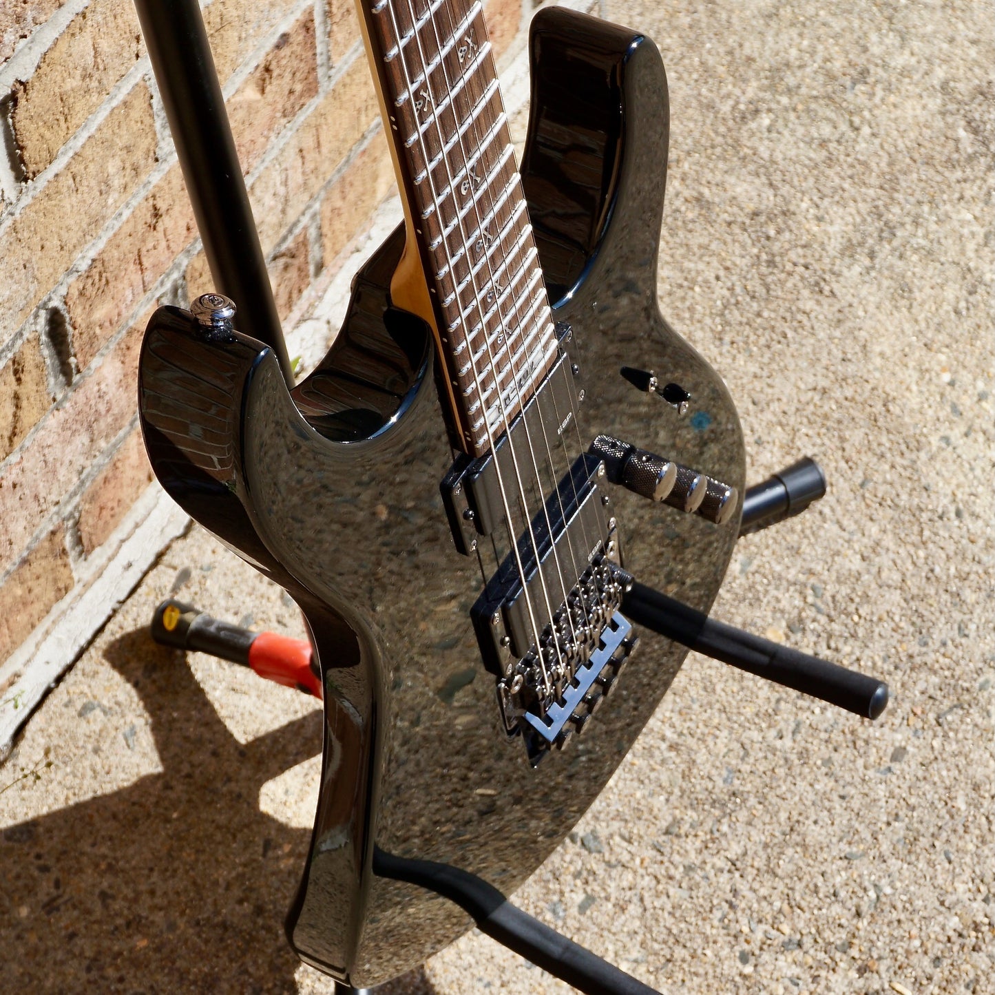 ESP LTD KH-202 w/ Coffin Case