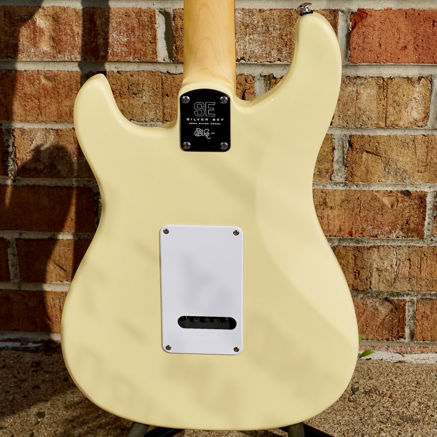 PRS SE Silver Sky Moon White with Seymour Duncan Hot Rails