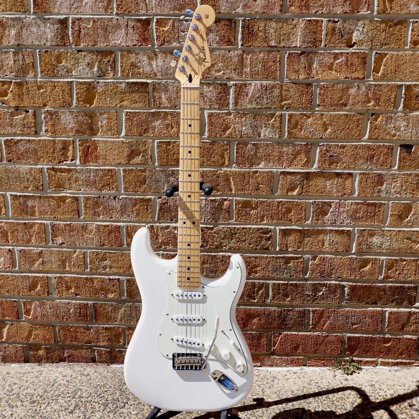 Fender Player Stratocaster Maple Fingerboard Polar White w/ Texas Special Pickups