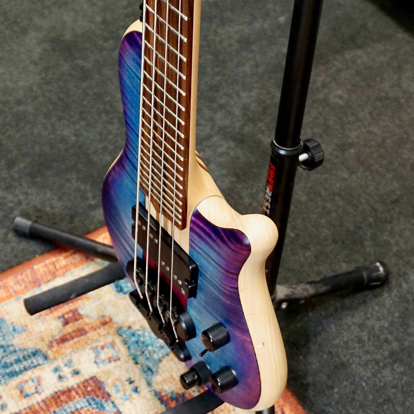 Mayones Cali 4 Transparent Custom Color