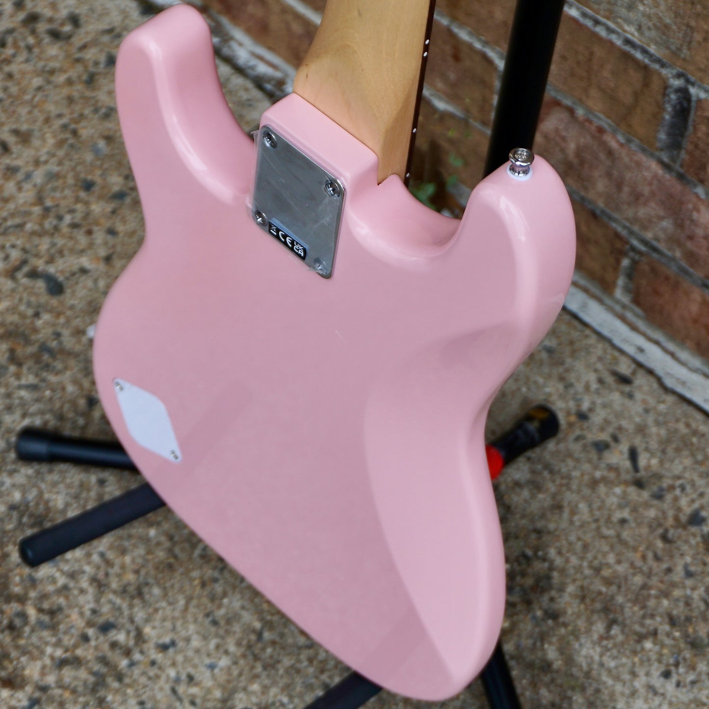 Fender Squier Mini Stratocaster Laurel Fingerboard Shell Pink