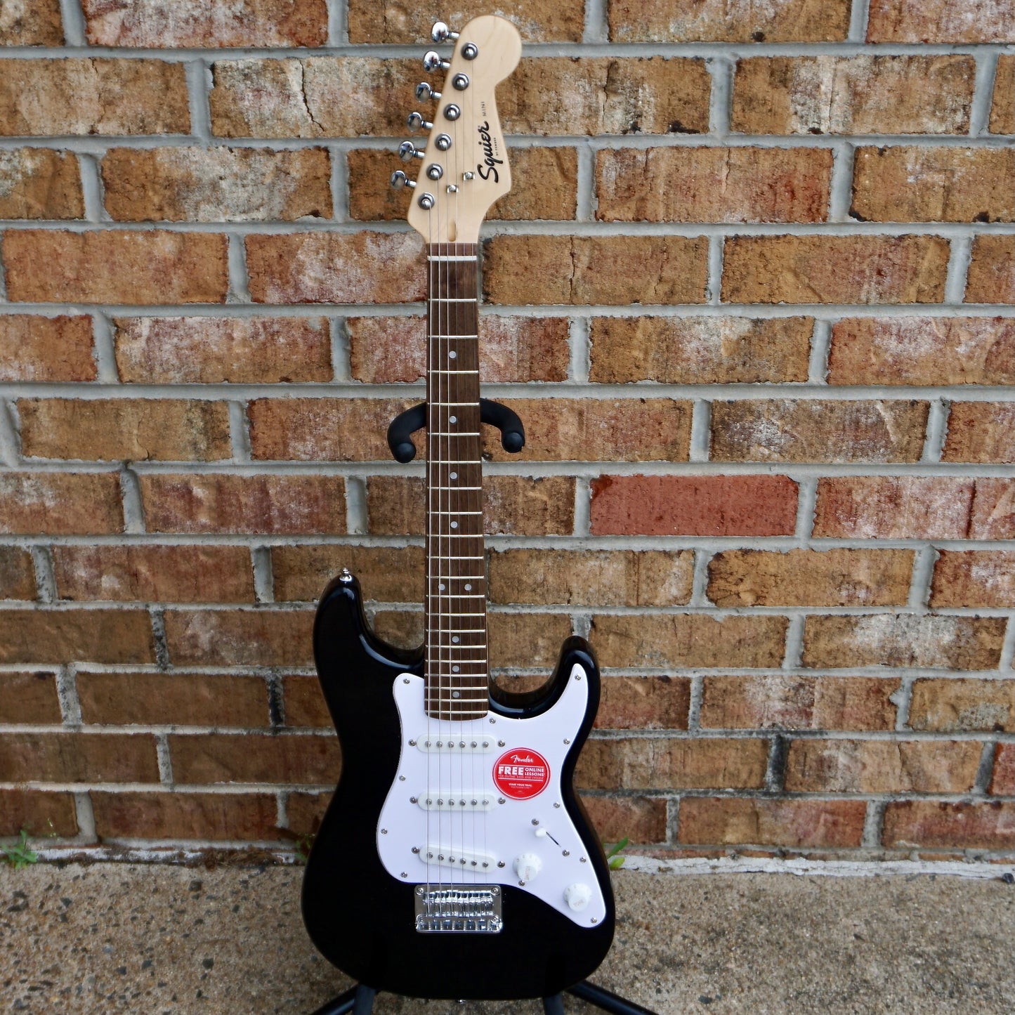 Fender Squier Mini Stratocaster Laurel Fingerboard Black