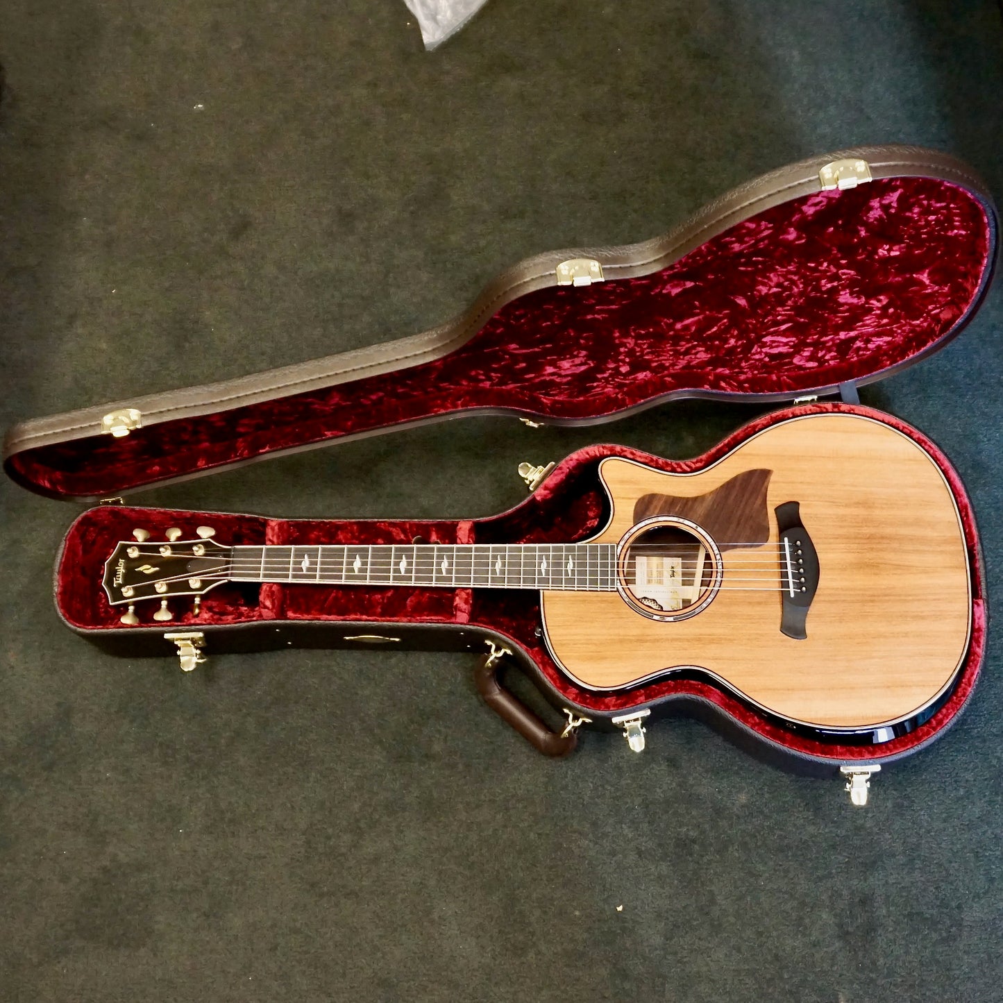 50th Anniversary Builder's Edition 814ce LTD