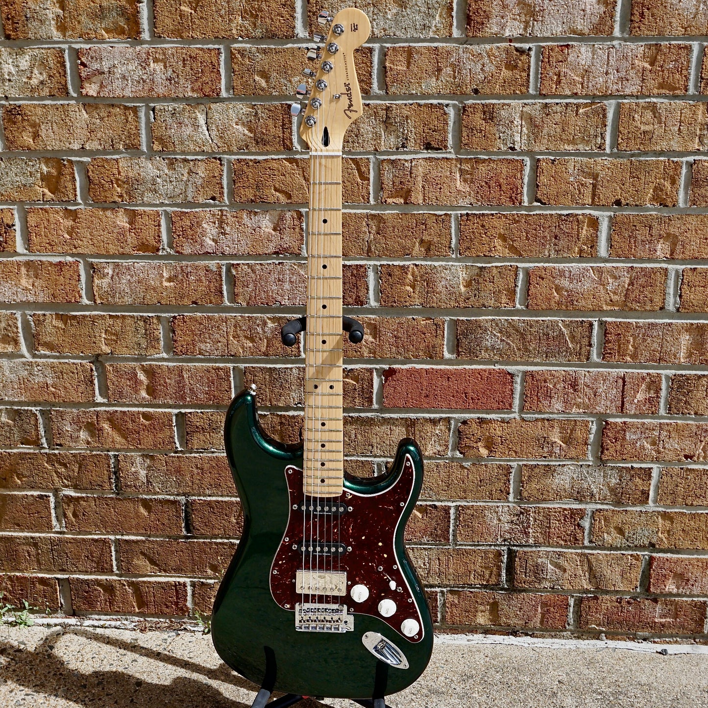 Fender Limited Edition Player Stratocaster HSS Maple Fingerboard British Racing Green