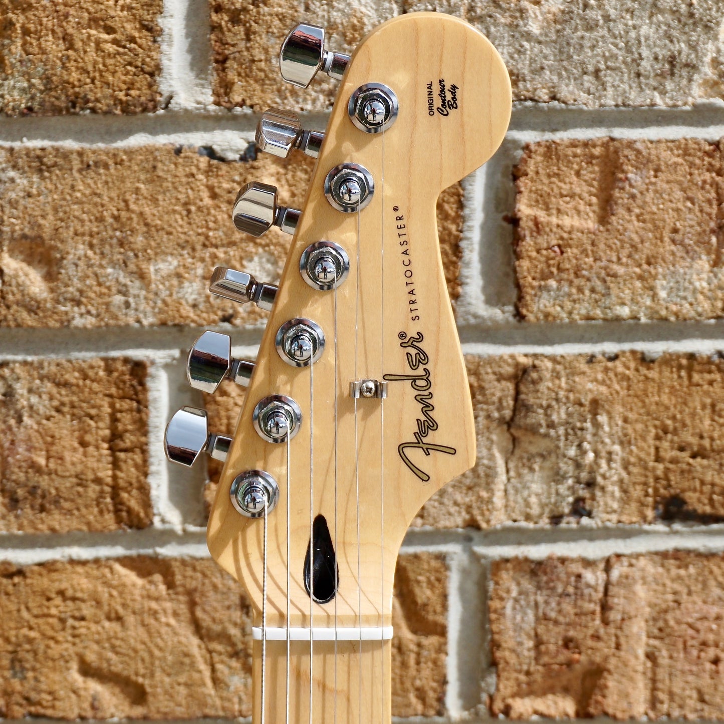 Fender Limited Edition Player Stratocaster HSS Maple Fingerboard British Racing Green