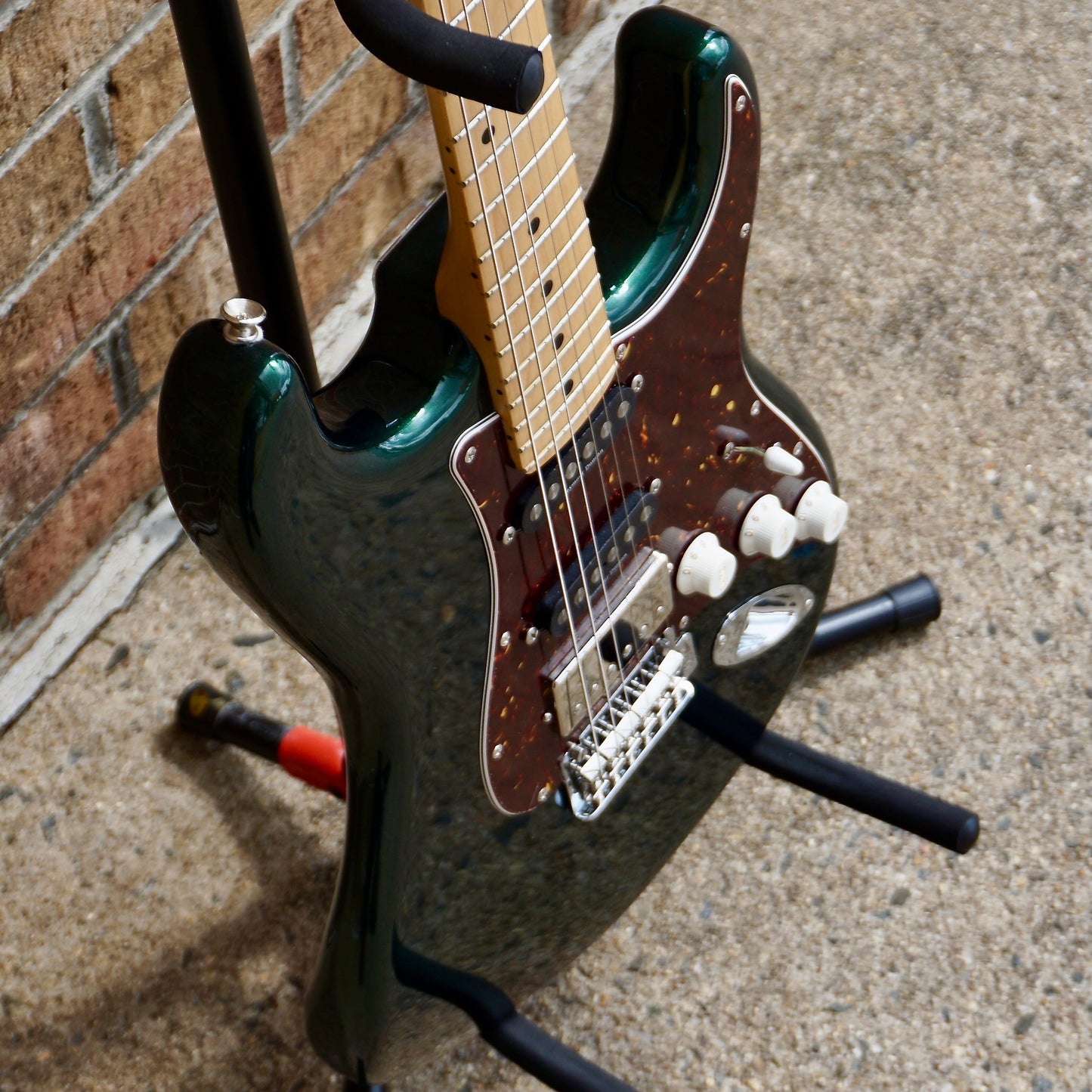 Fender Limited Edition Player Stratocaster HSS Maple Fingerboard British Racing Green