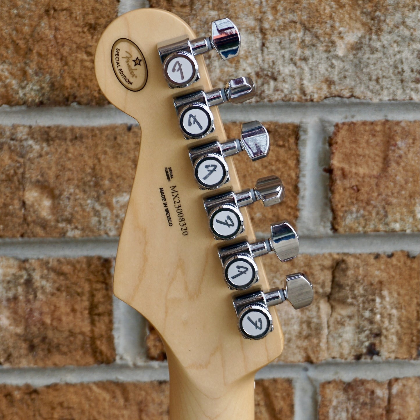 Fender Limited Edition Player Stratocaster HSS Maple Fingerboard British Racing Green