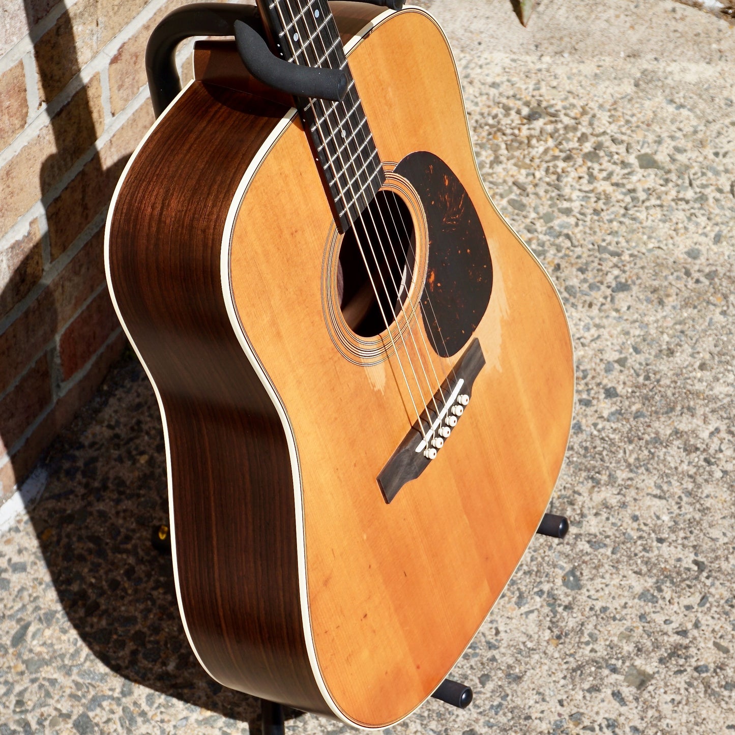 Martin D-28 StreetLegend