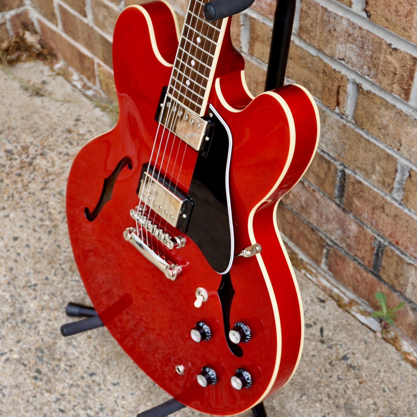 Epiphone ES-335 IG Semi-Hollow Cherry