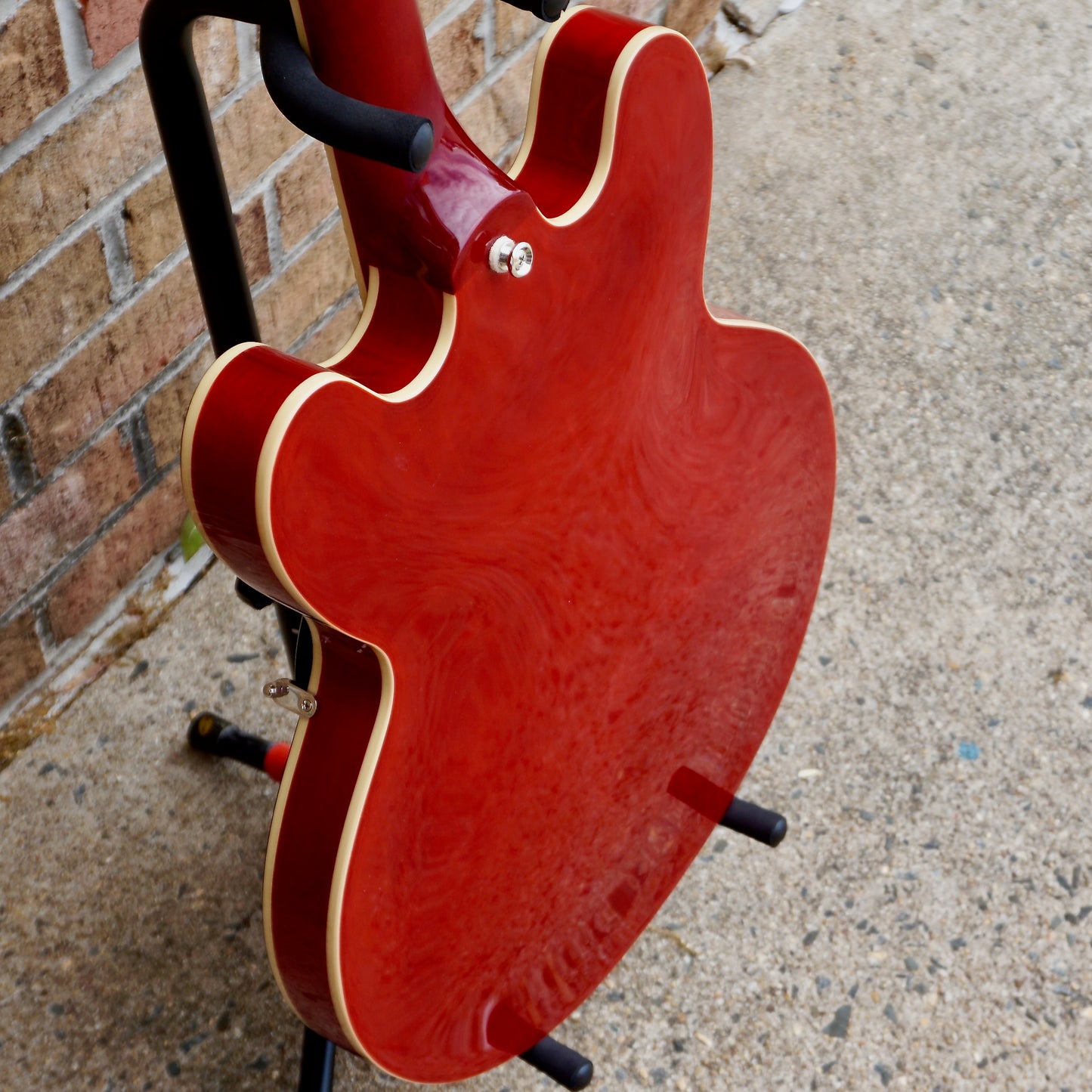 Epiphone ES-335 IG Semi-Hollow Cherry
