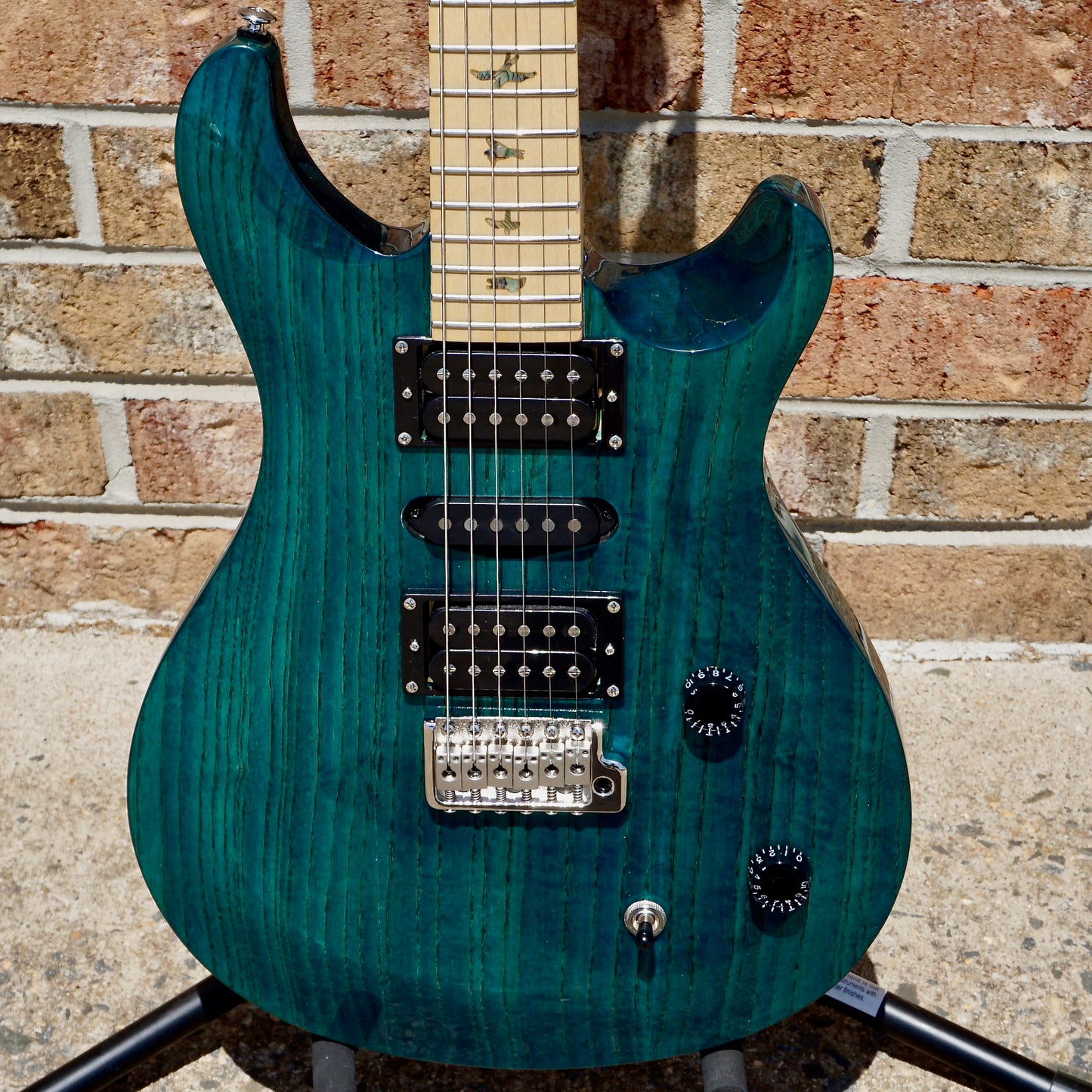 PRS SE Swamp Ash Special Iri Blue