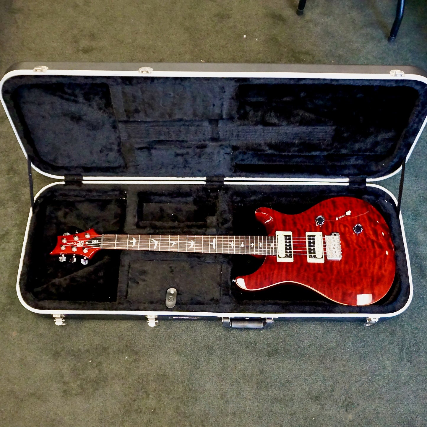PRS SE Custom 24 Quilt Dark Cherry w/ Locking Tuners