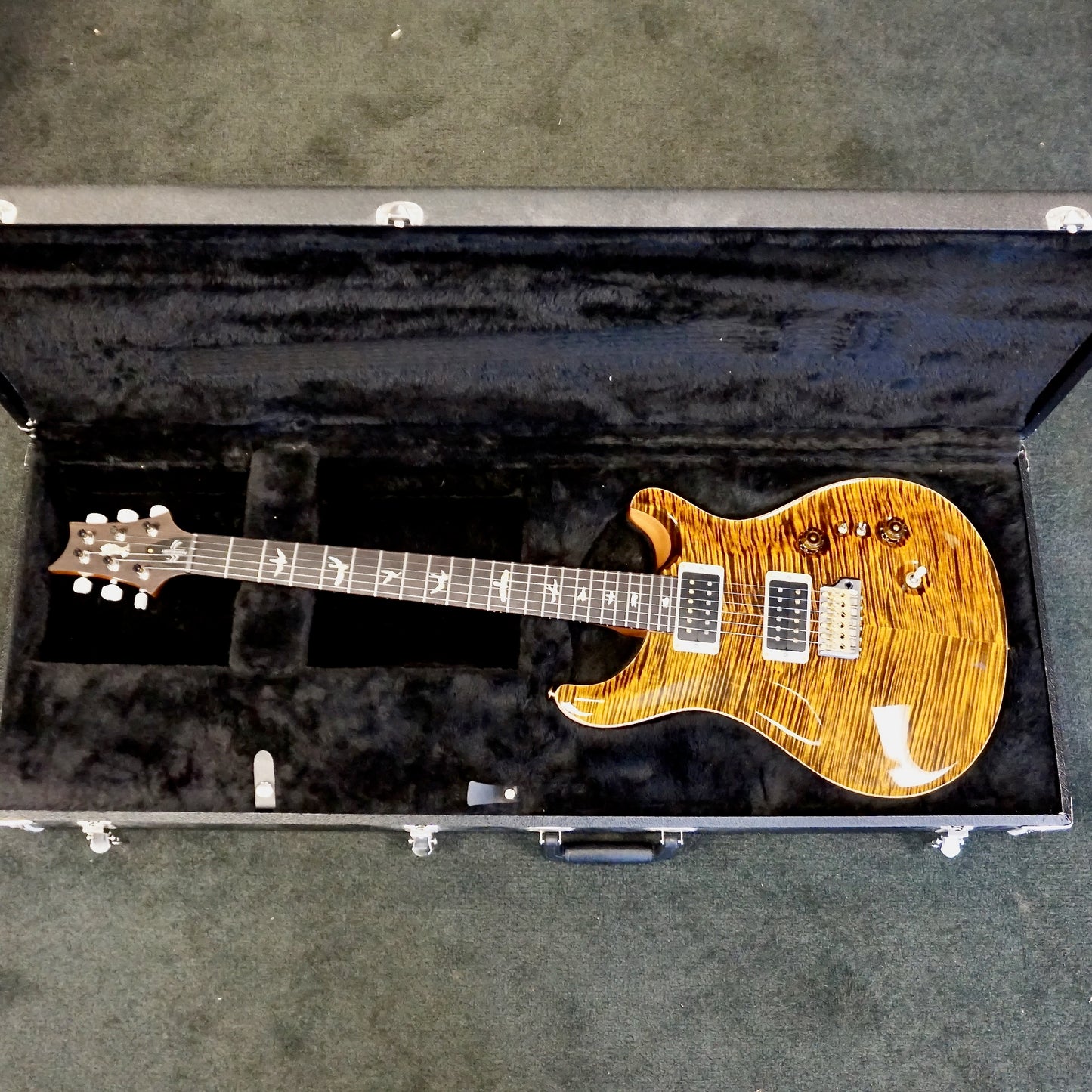 PRS 35th Anniversary Custom 24-08 10 Top Yellow Tiger