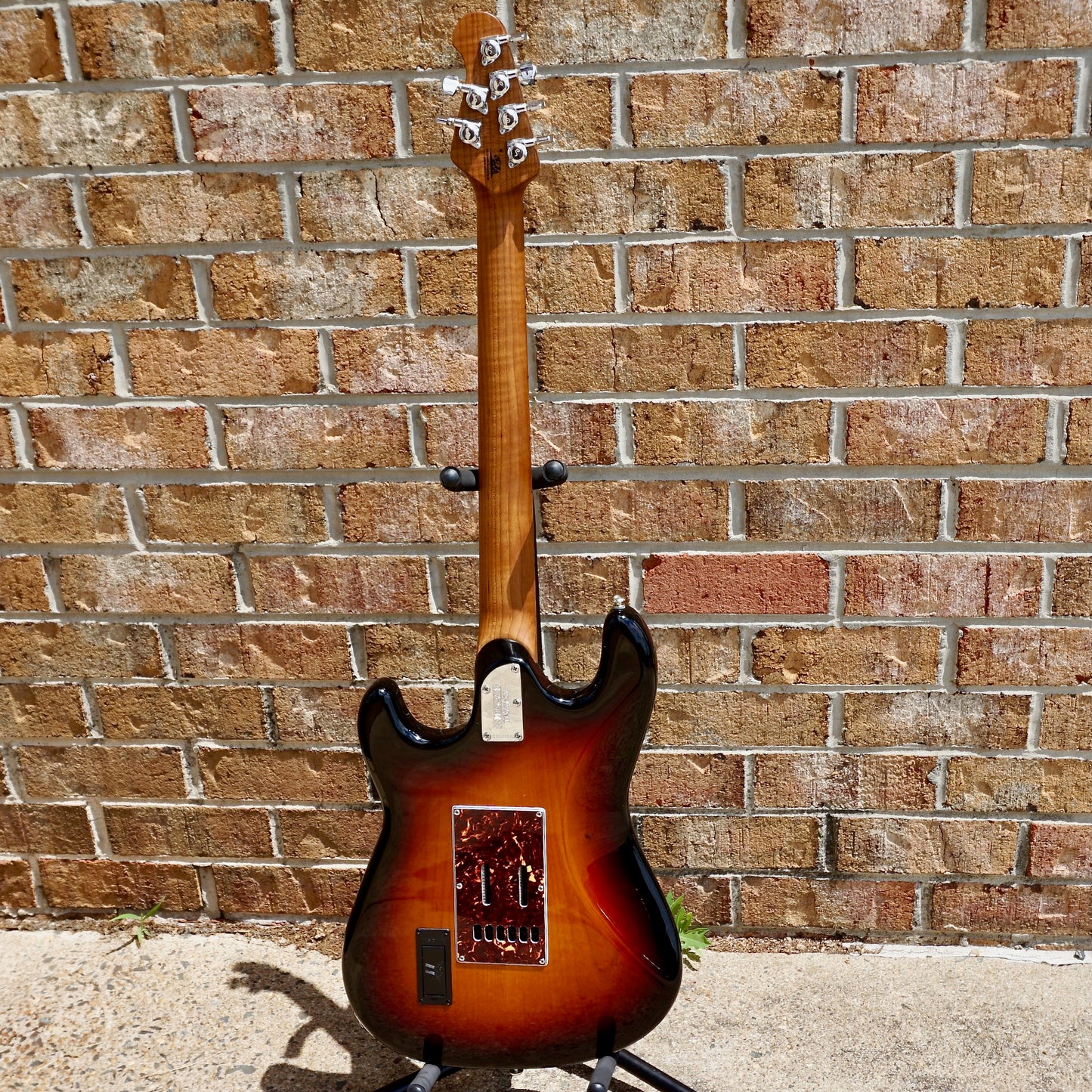 Ernie Ball Music Man Cutlass RS HSS Vintage Tobacco