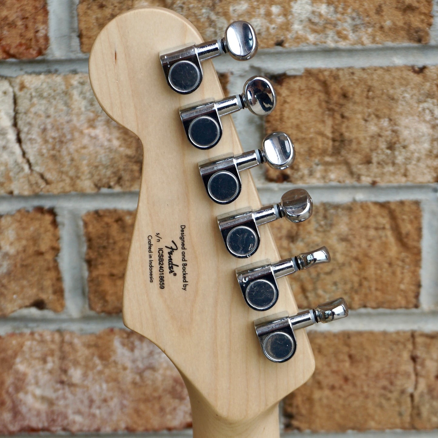 Fender Squier Mini Jazzmaster HH Maple Fingerboard Olympic White Relic