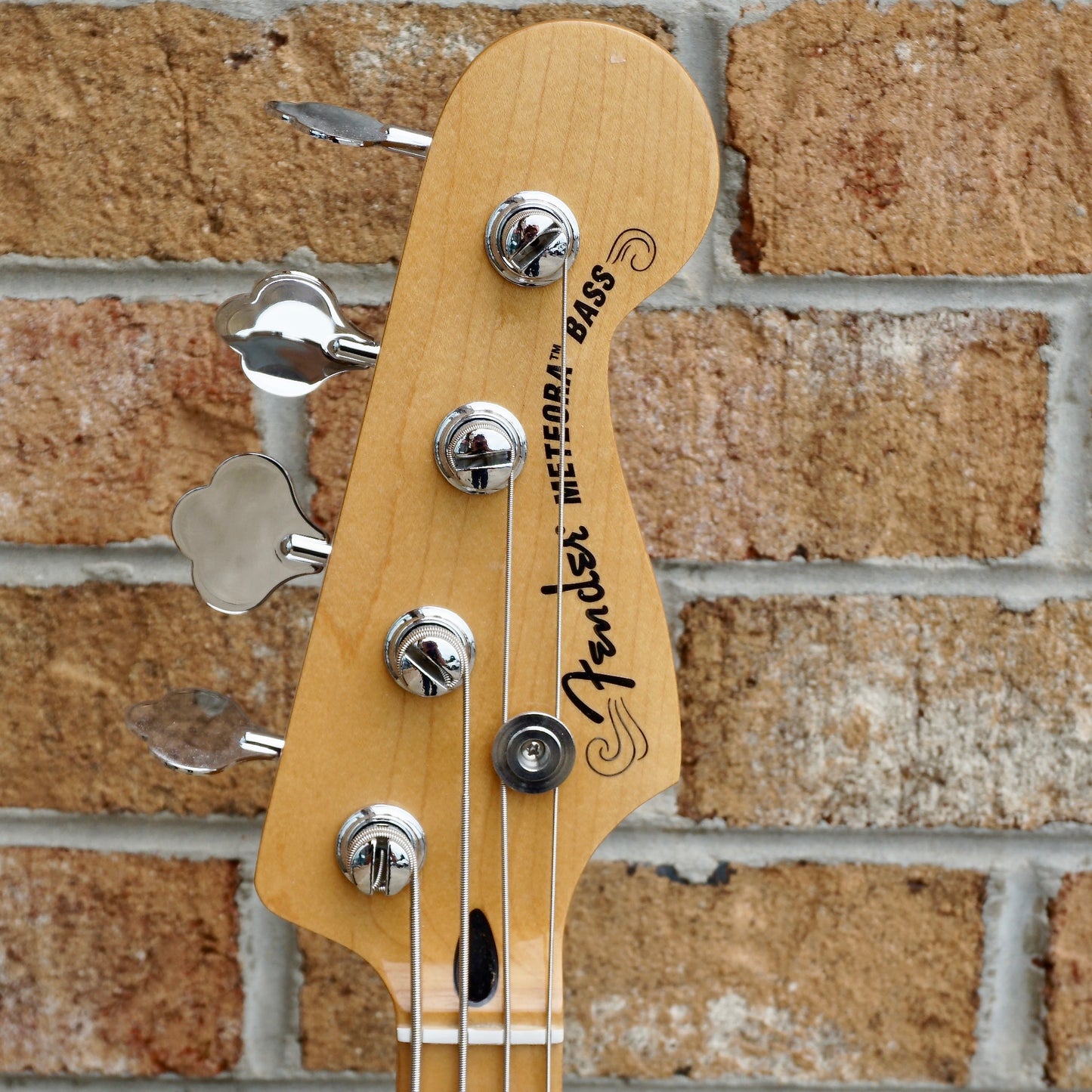 Fender Meteora Player Plus Active Meteora Bass Maple Fingerboard Silverburst