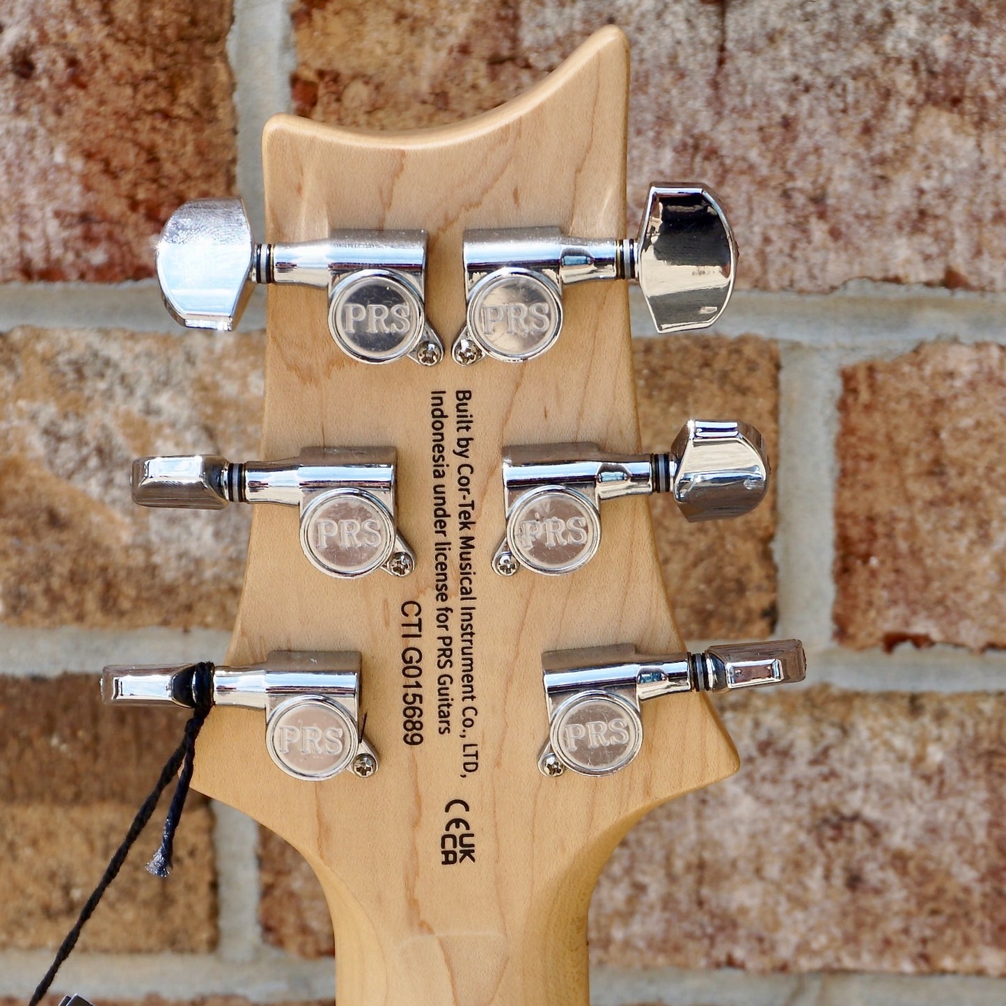 PRS SE NF3 Ice Blue Metallic Maple