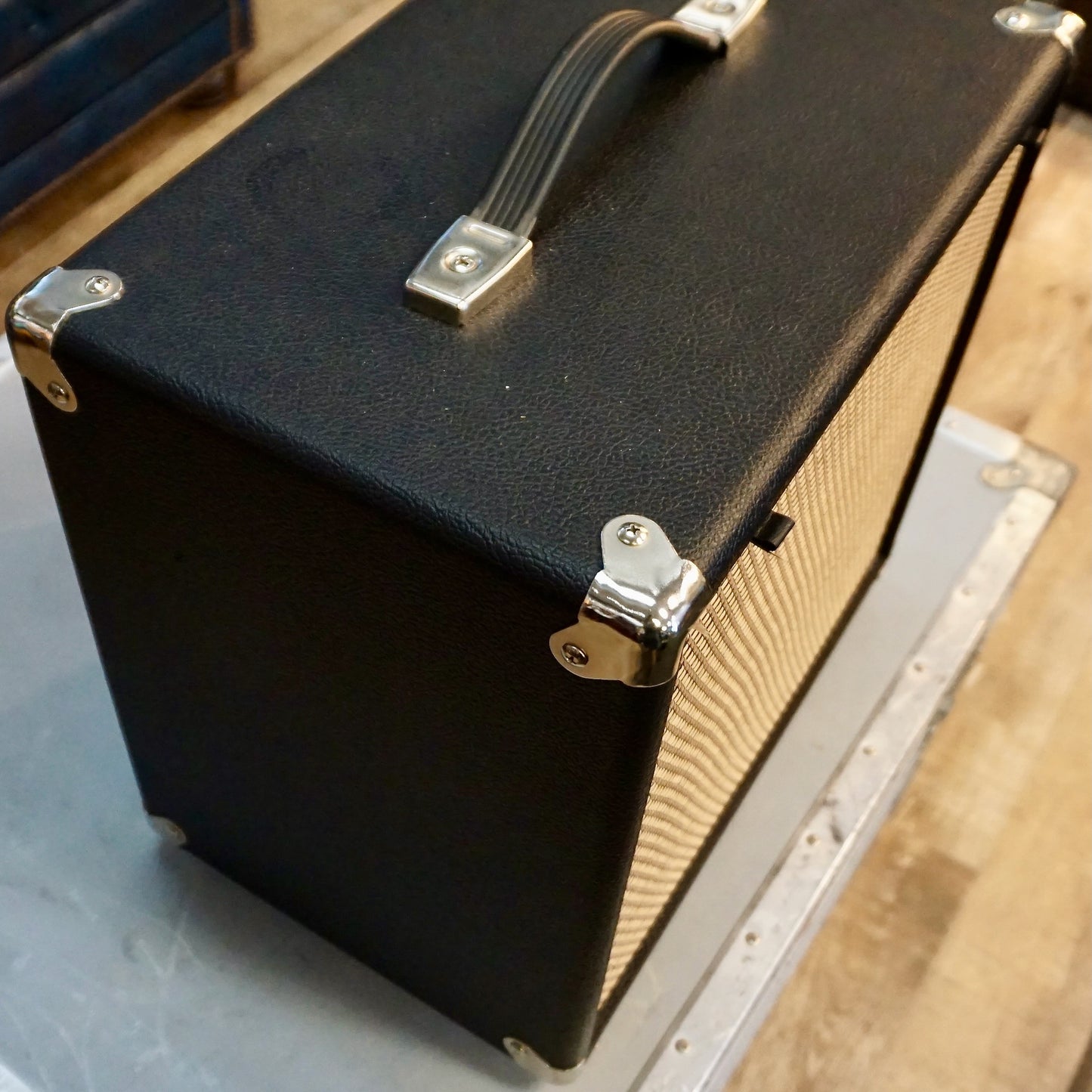 JBL E120-8 in 1x12 Cabinet