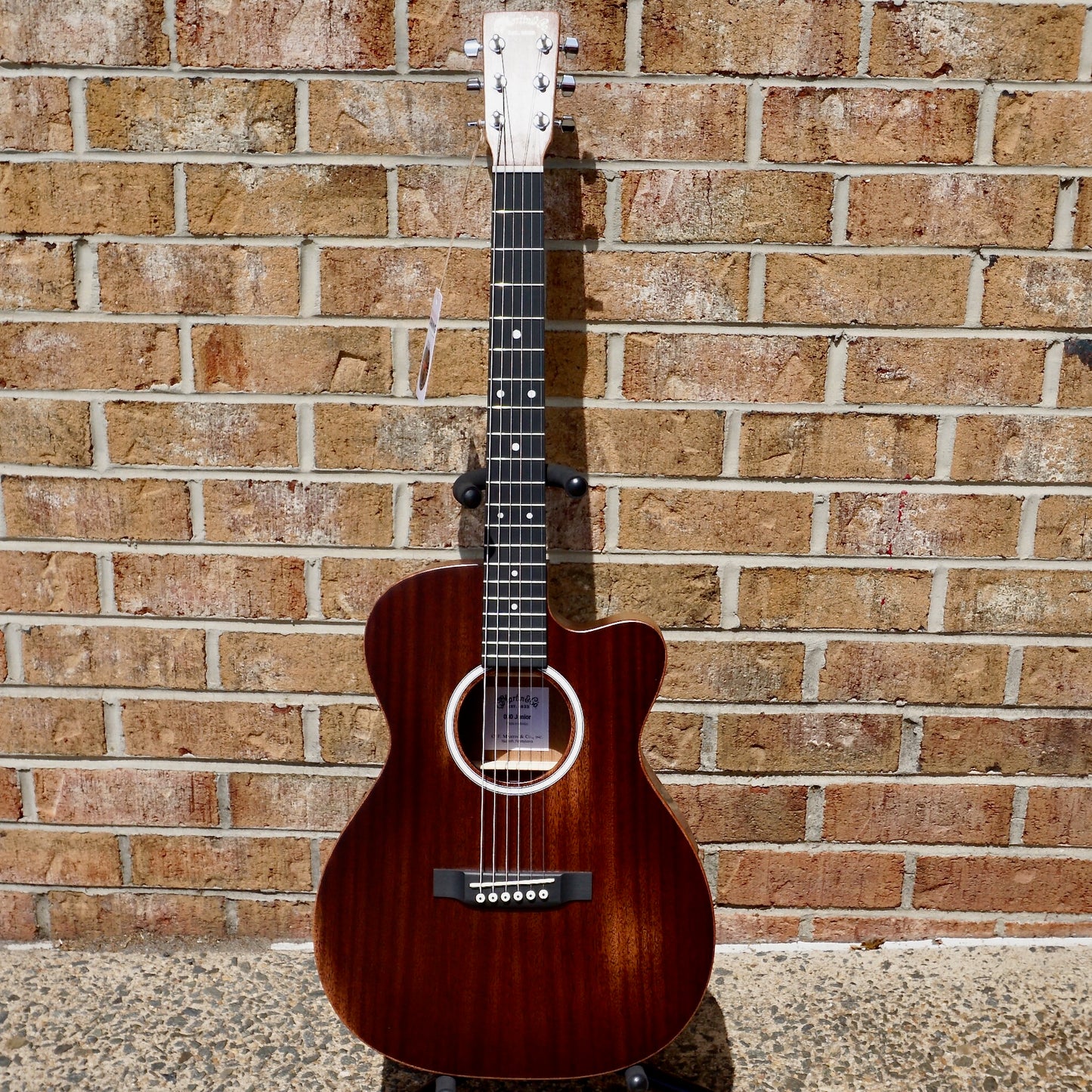 Martin 000CJR-10E StreetMaster