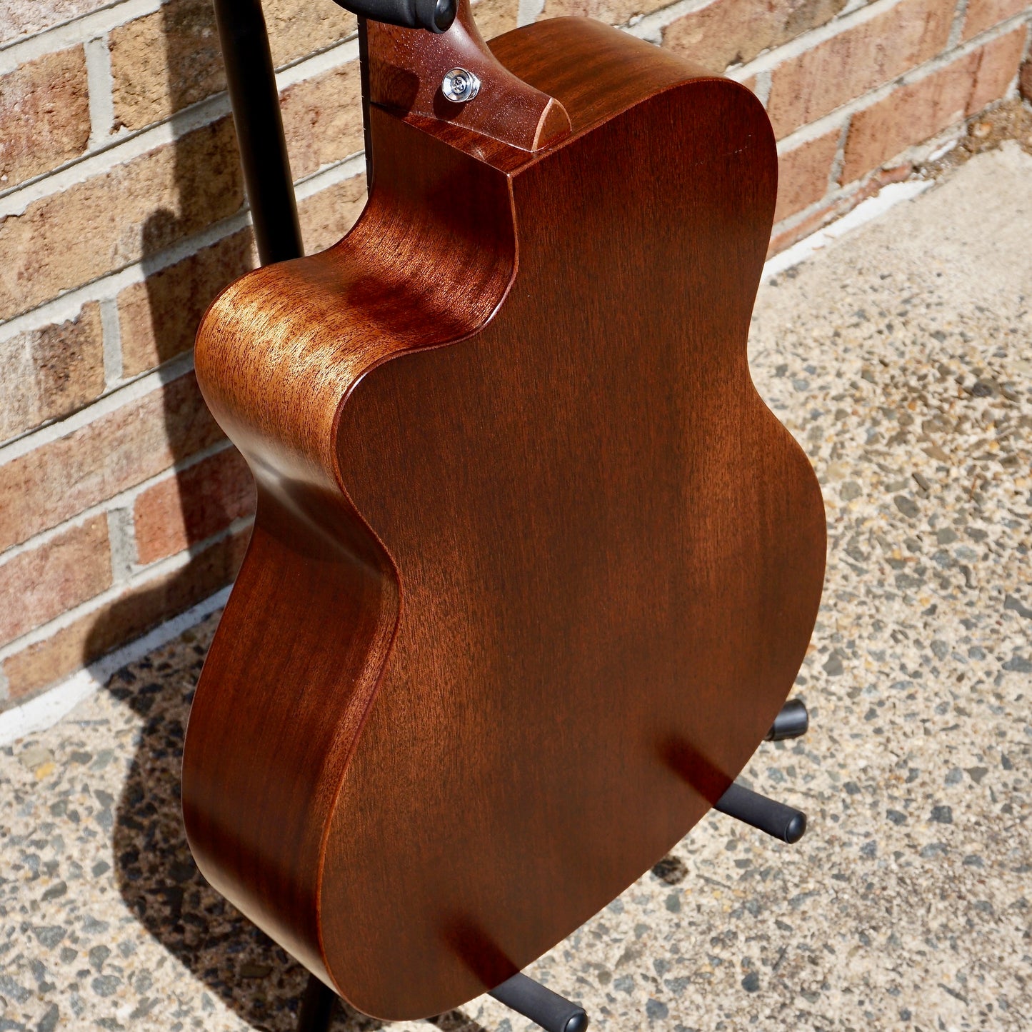 Martin 000CJR-10E StreetMaster