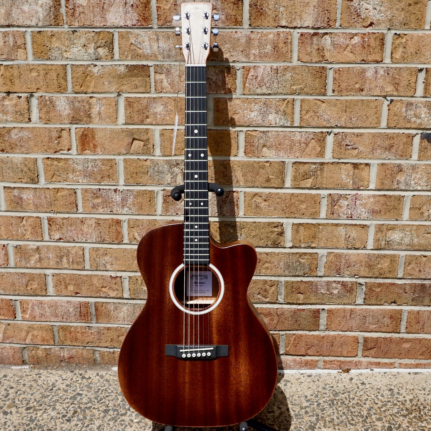 Martin 000CJR-10E StreetMaster