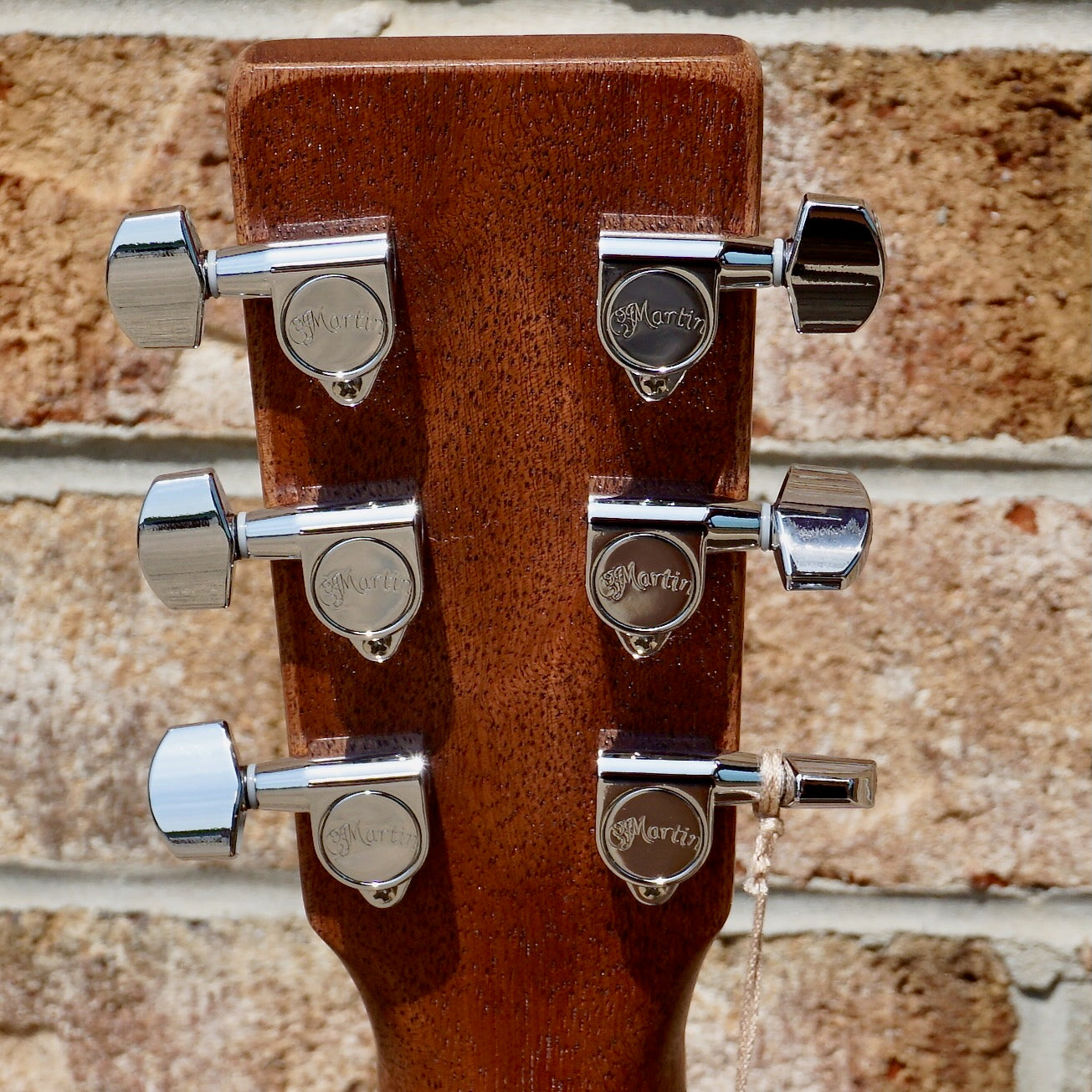 Martin 000CJR-10E StreetMaster