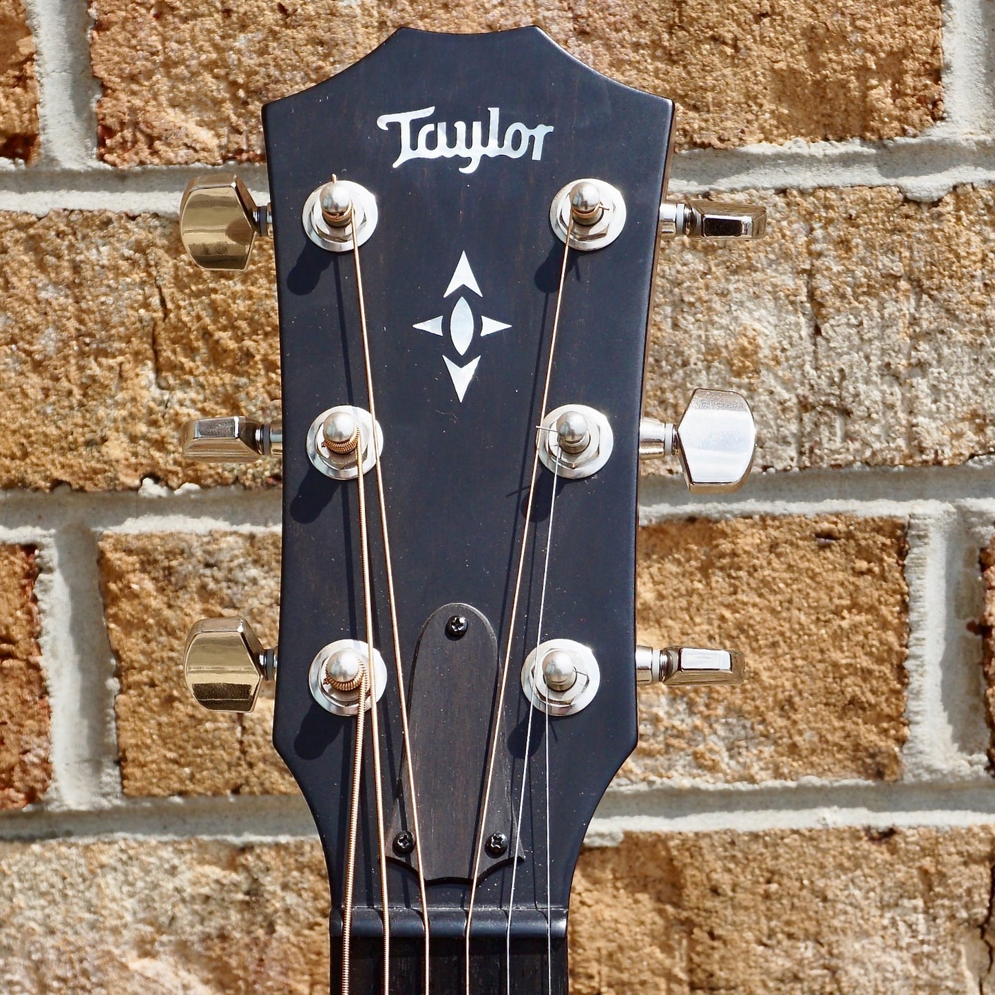 Taylor 714ce LTD Koa