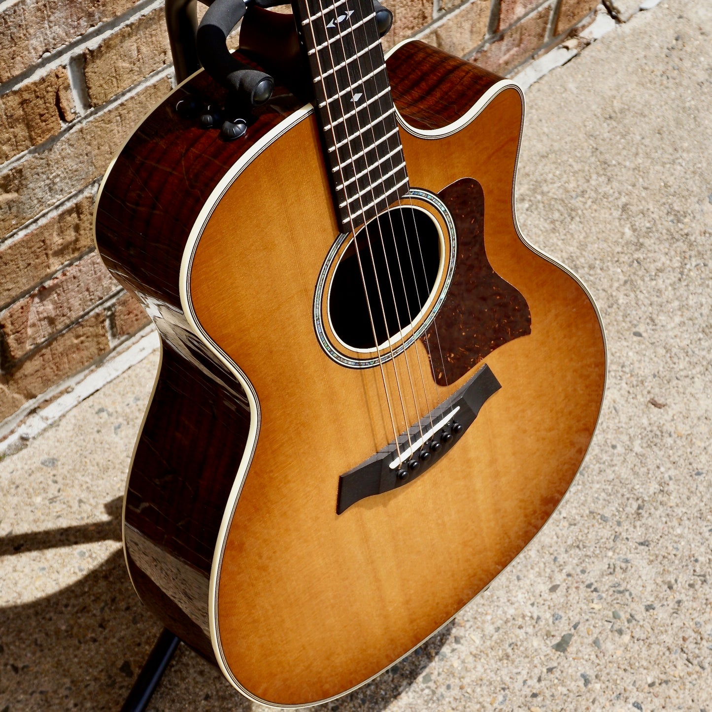 Taylor 714ce LTD Koa