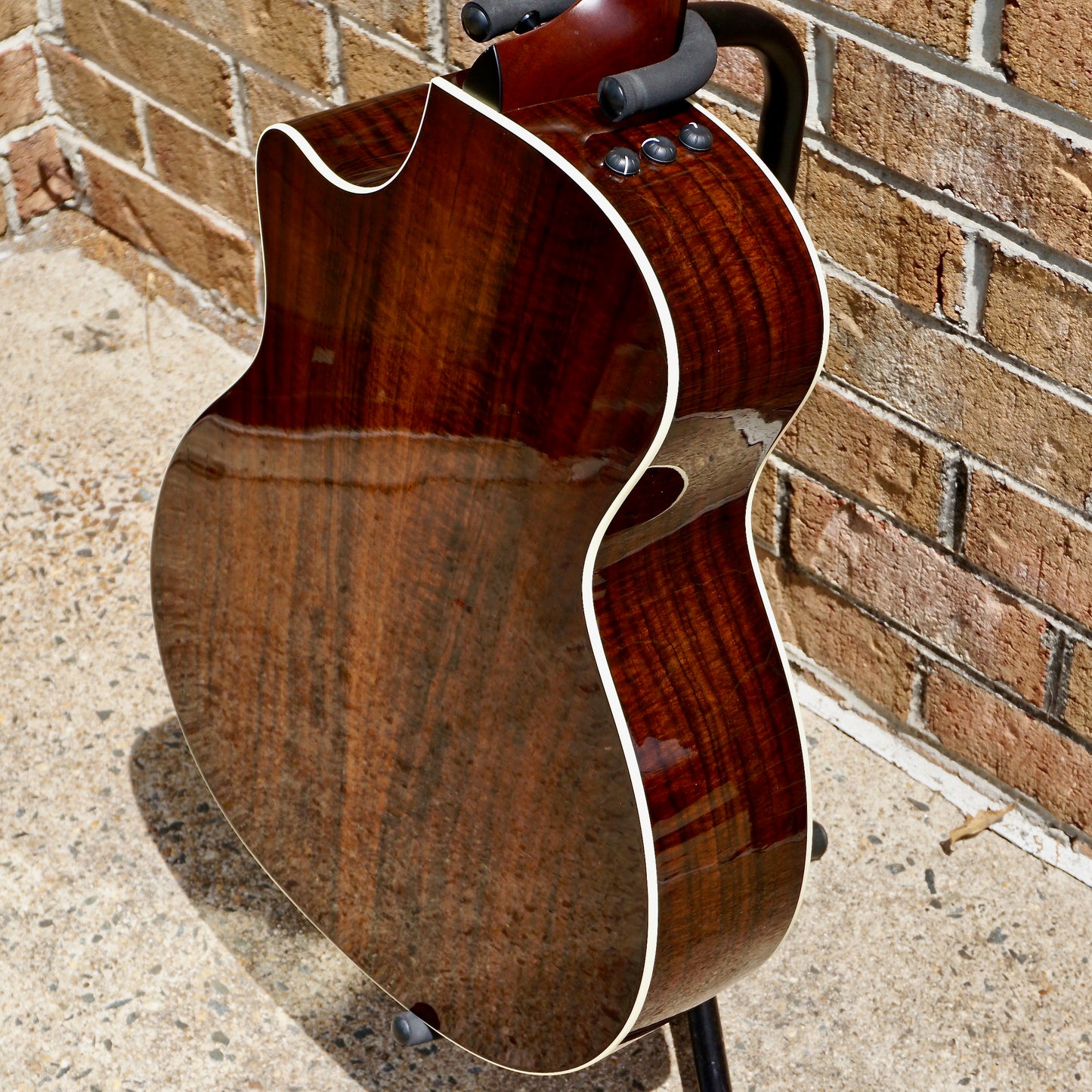 Taylor 714ce LTD Koa
