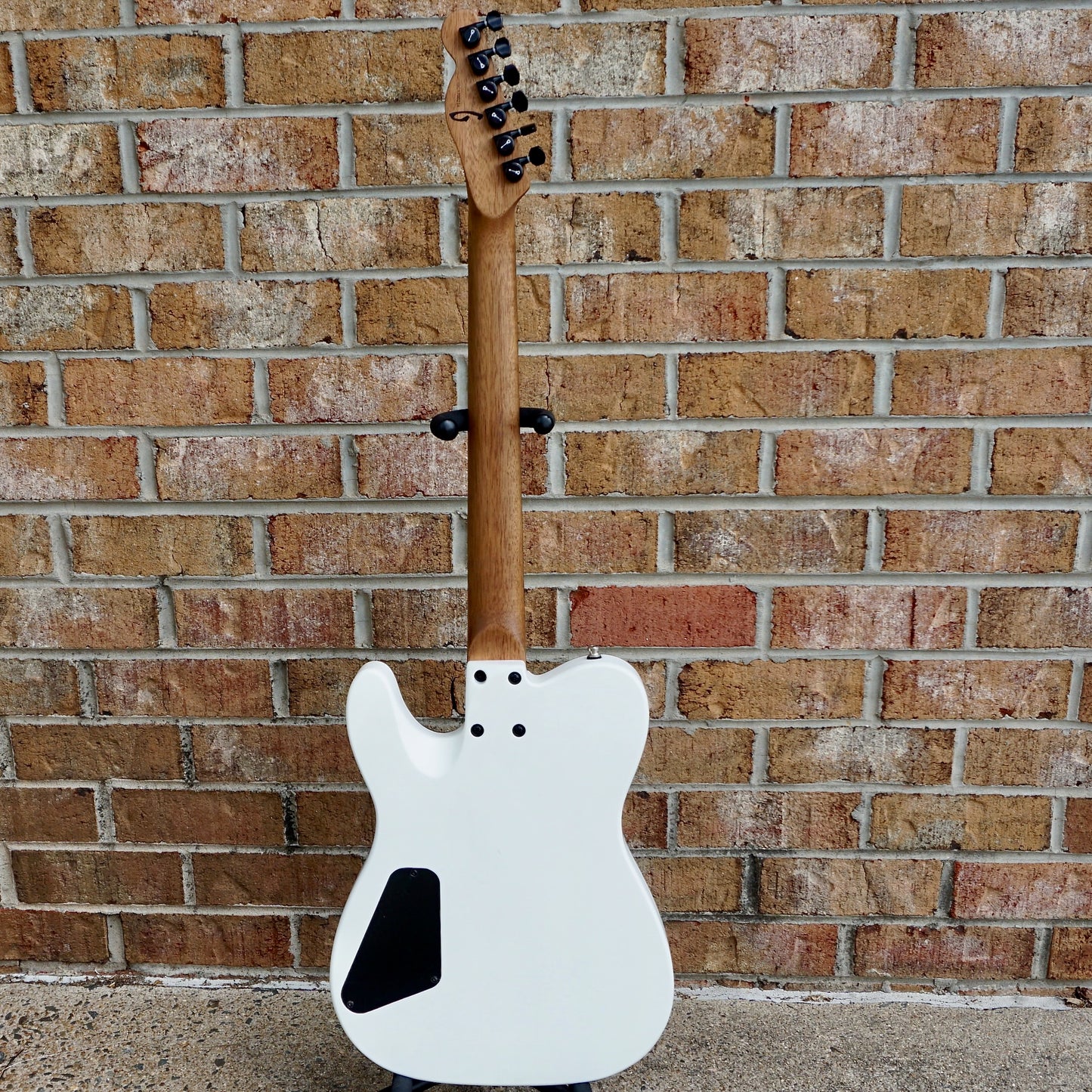 Charvel Joe Duplantier Signature Pro-Mod San Dimas Style 2 HH Ebony Fingerboard Satin White W/ Bare Knuckle Juggernaut’s