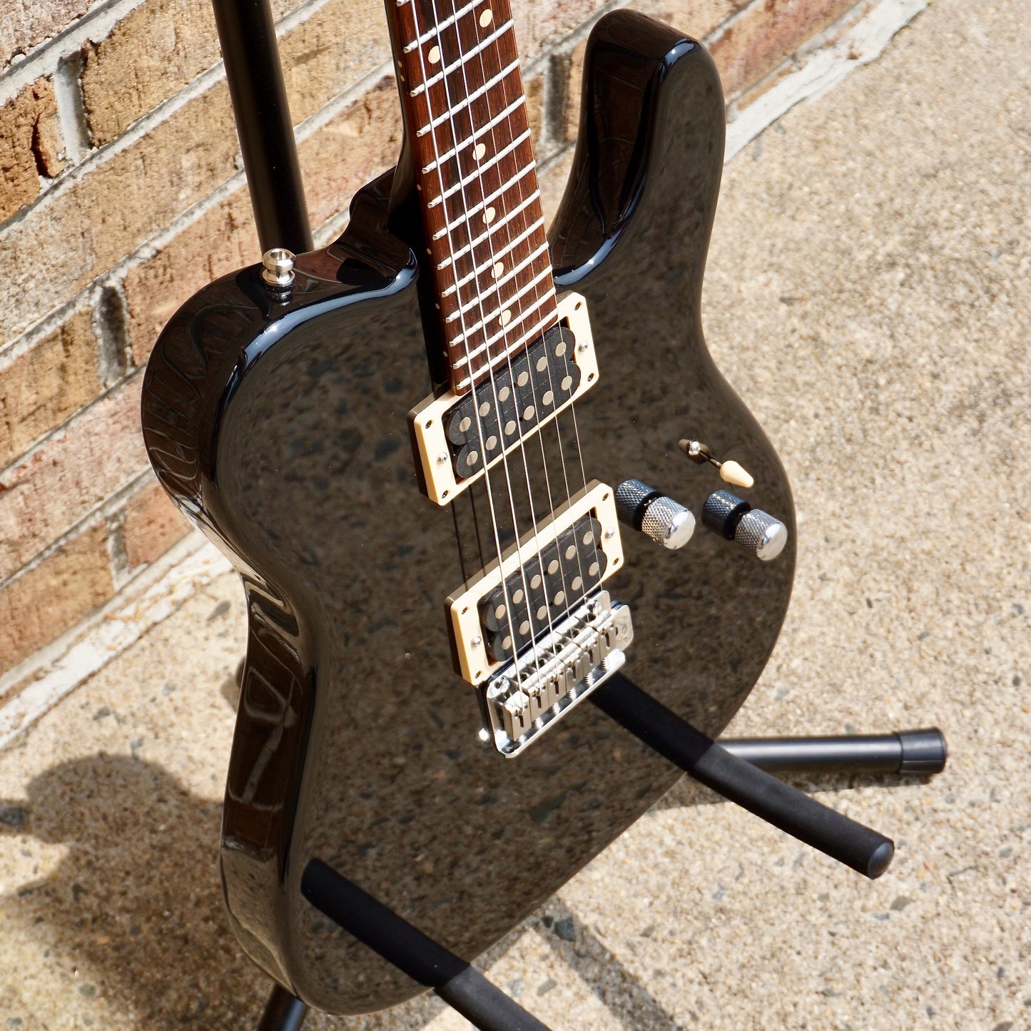 Anderson Guitar Works Cobra Black w/ Factory Fishman Powerbridge
