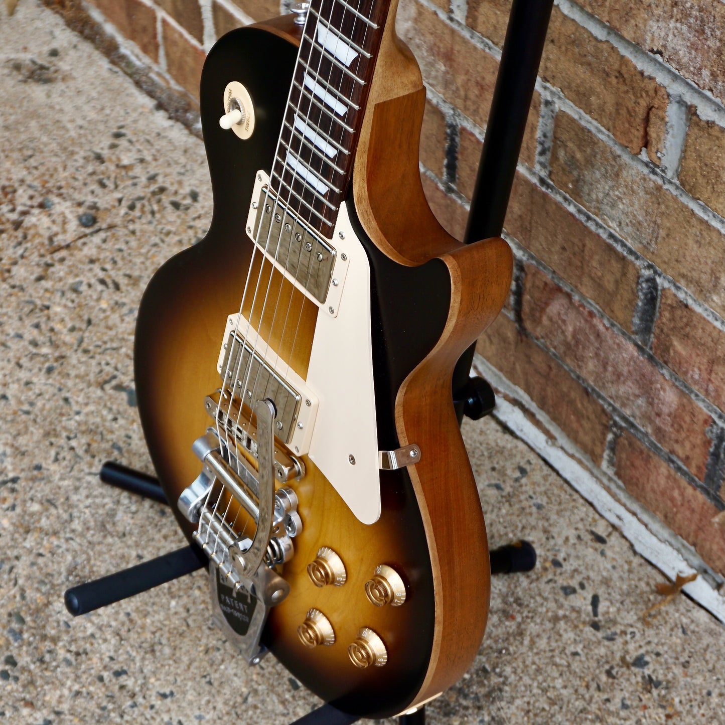 Gibson Les Paul Tribute Satin Tobacco Burst