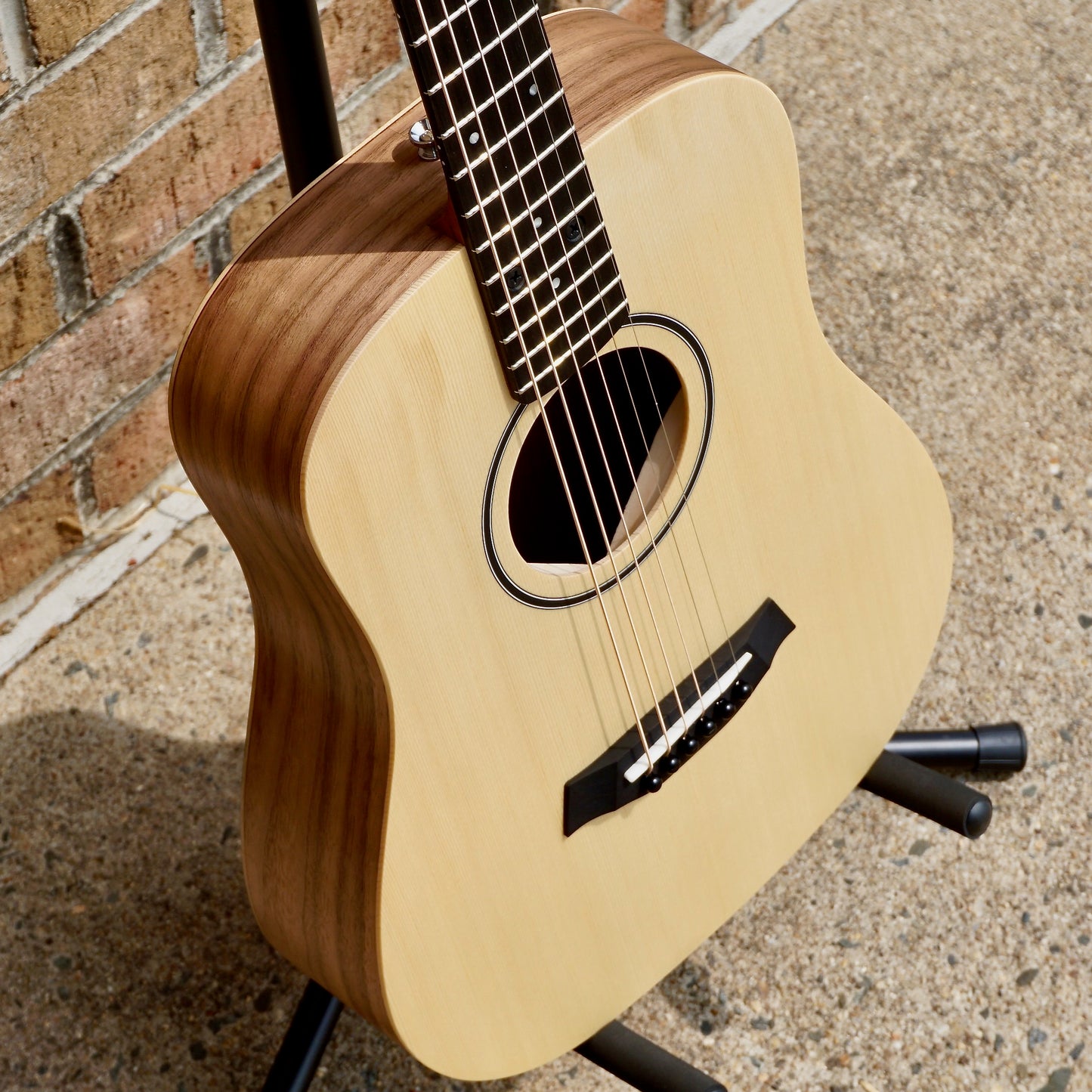 Taylor Baby Taylor (BT1)