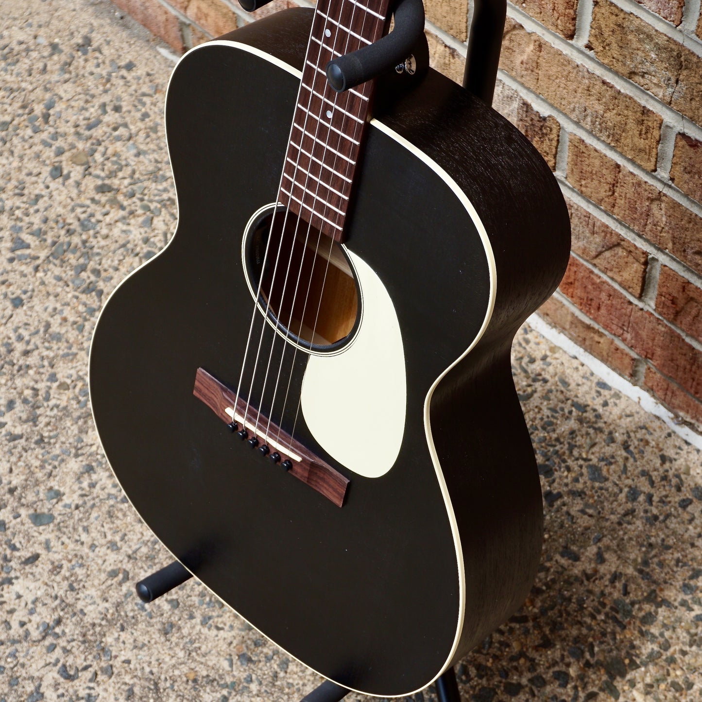 Martin 000-17 Black
