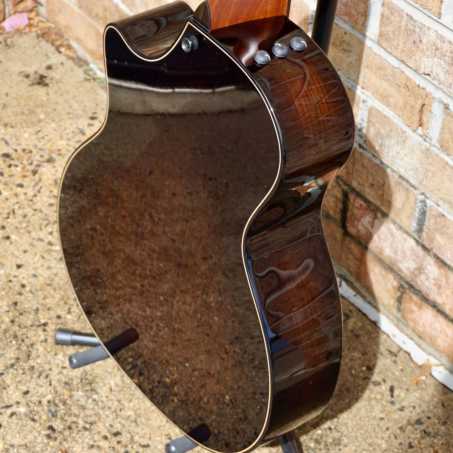 Taylor Builder's Edition 814ce Black Top