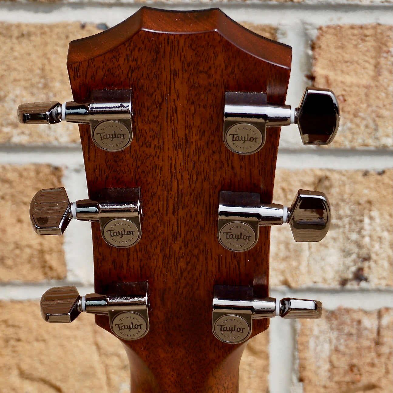 Taylor 814ce