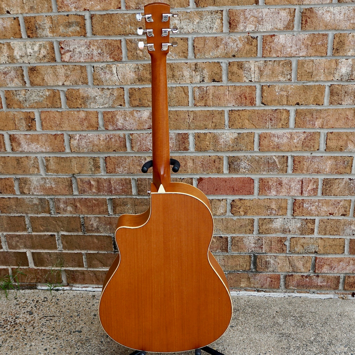 Larrivee LV-03 Recording Series