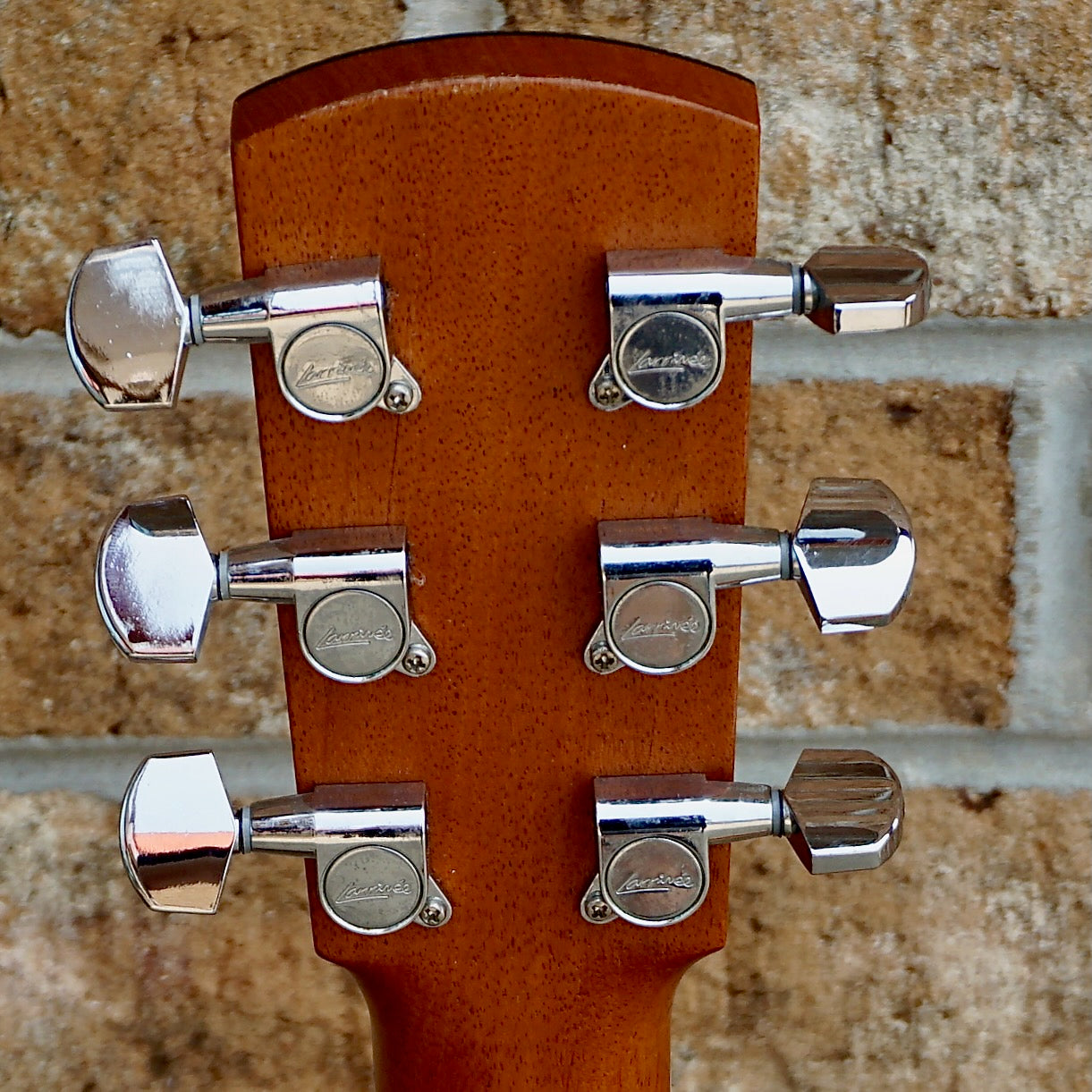 Larrivee LV-03 Recording Series