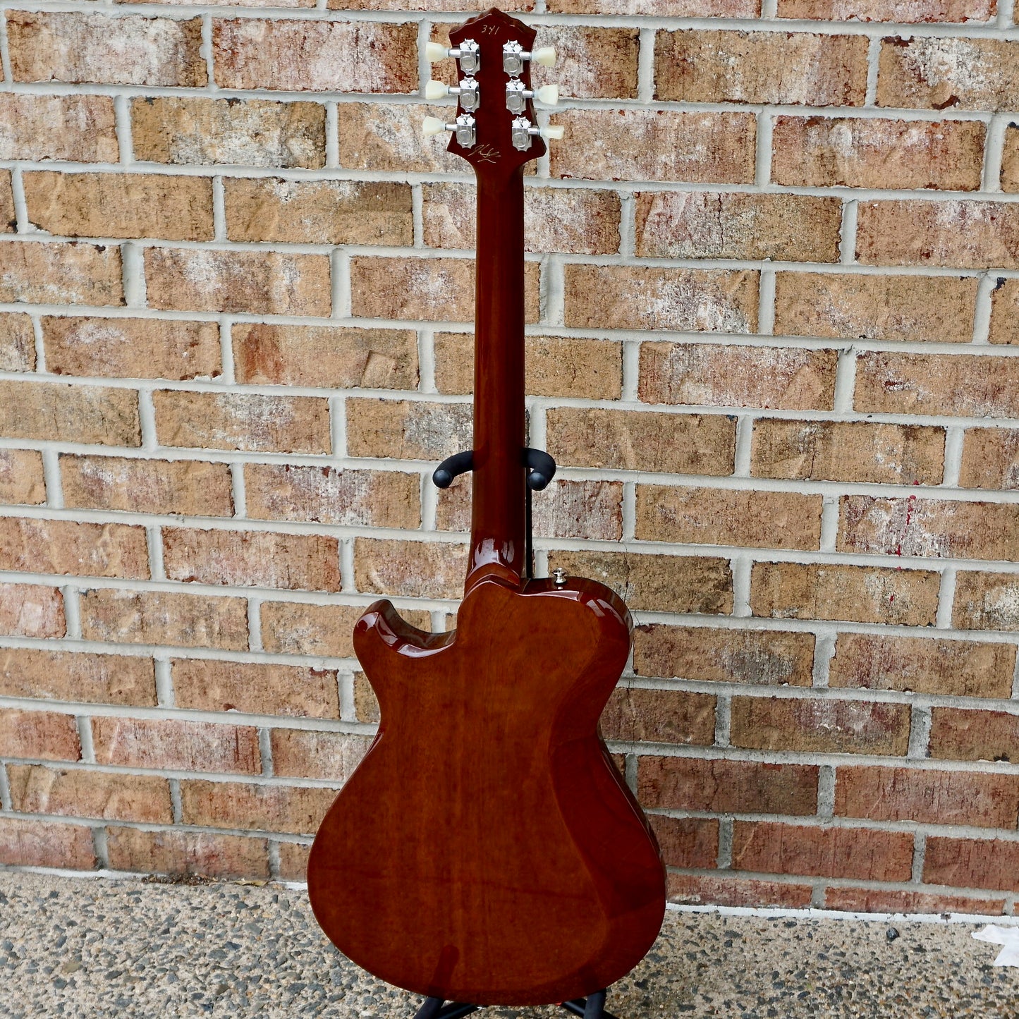 Knaggs Chena Aged Scotch/Onyx Binding T1 Top