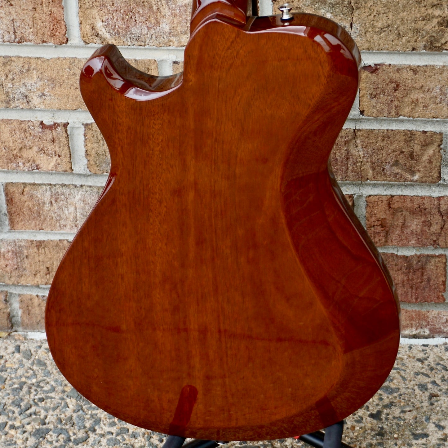 Knaggs Chena Aged Scotch/Onyx Binding T1 Top