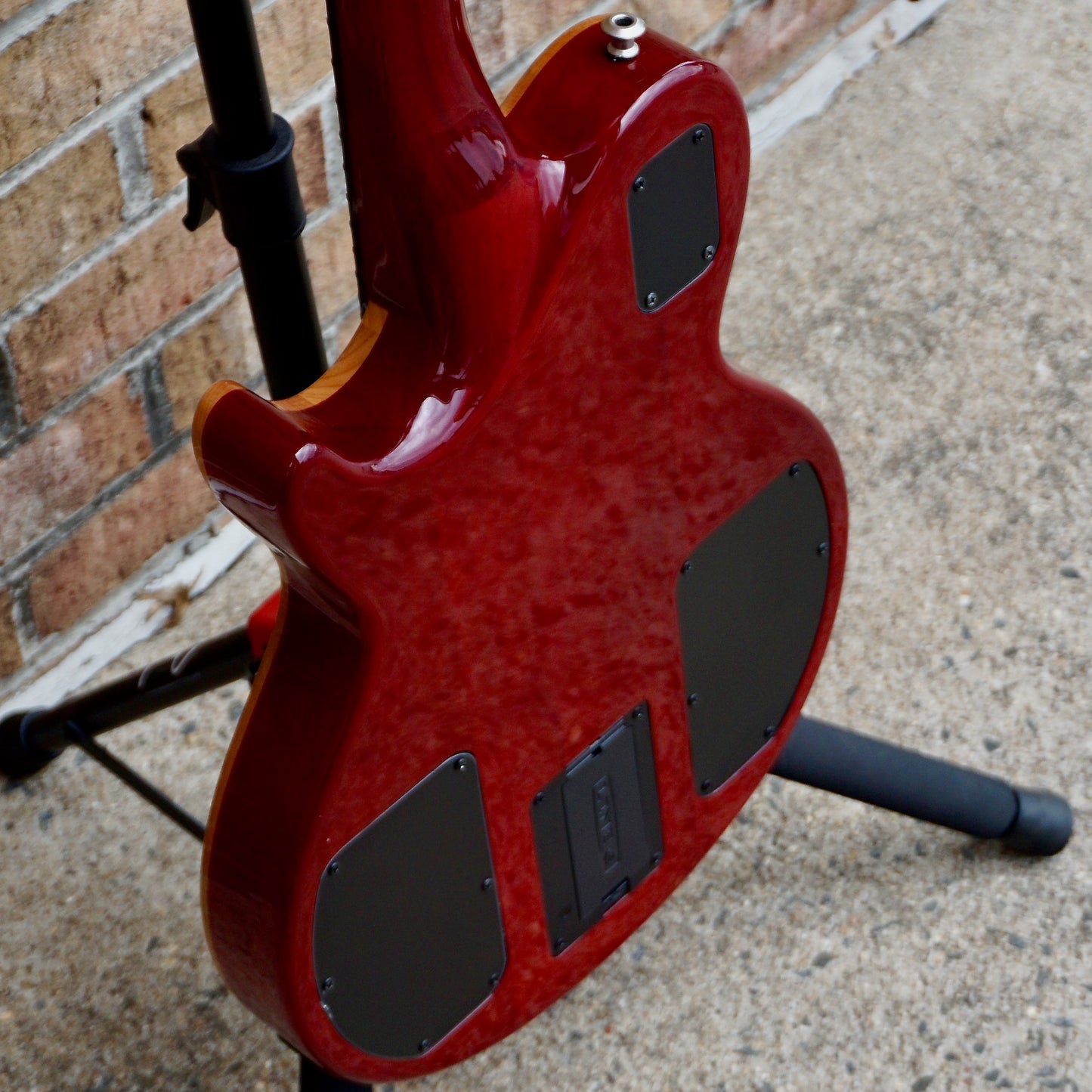 Line 6 James Tyler Variax HD Tobacco